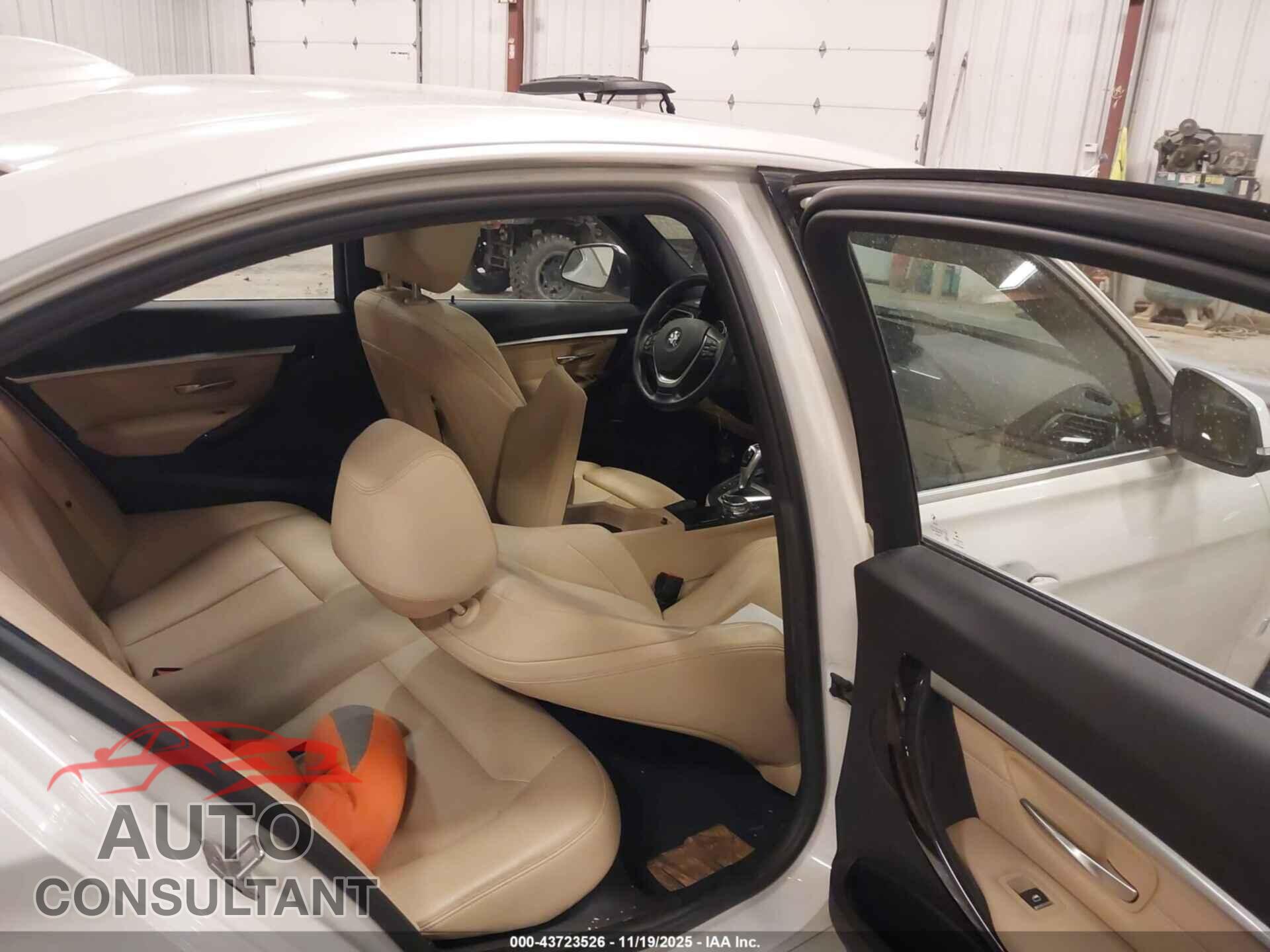 BMW 330E 2017 - WBA8E1C52HK480220