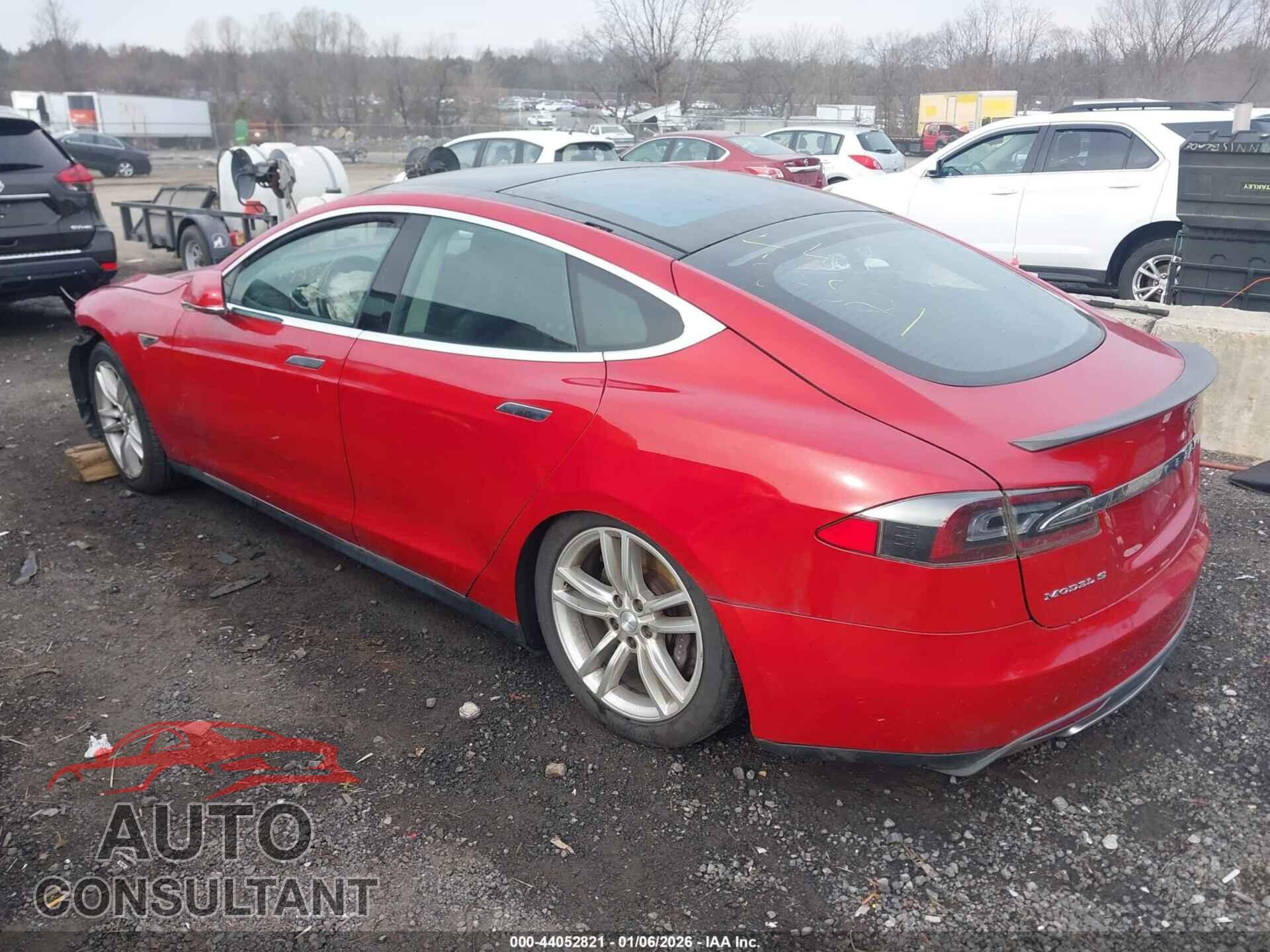 TESLA MODEL S 2013 - 5YJSA1CP1DFP11637