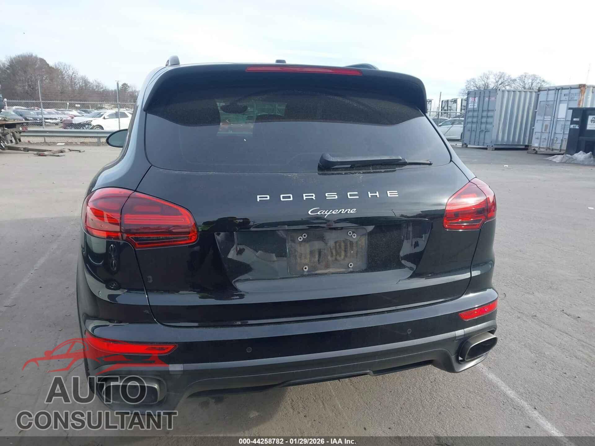 PORSCHE CAYENNE 2018 - WP1AA2A29JKA03853