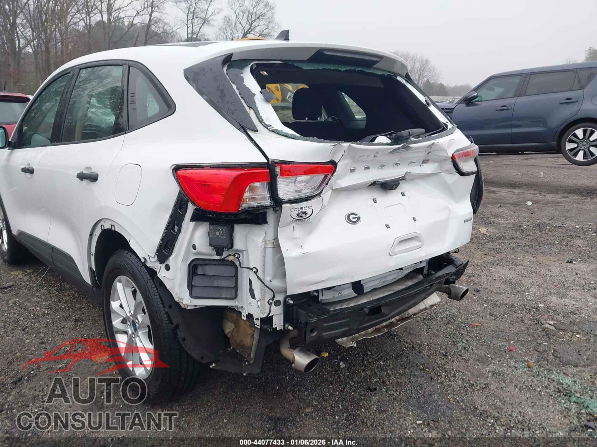 FORD ESCAPE 2020 - 1FMCU0F65LUA21755