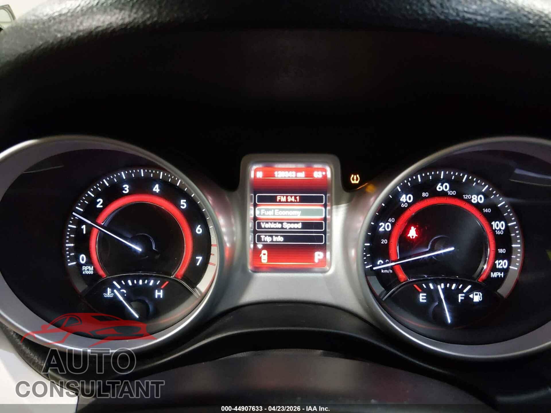 DODGE JOURNEY 2015 - 3C4PDCBB5FT569814