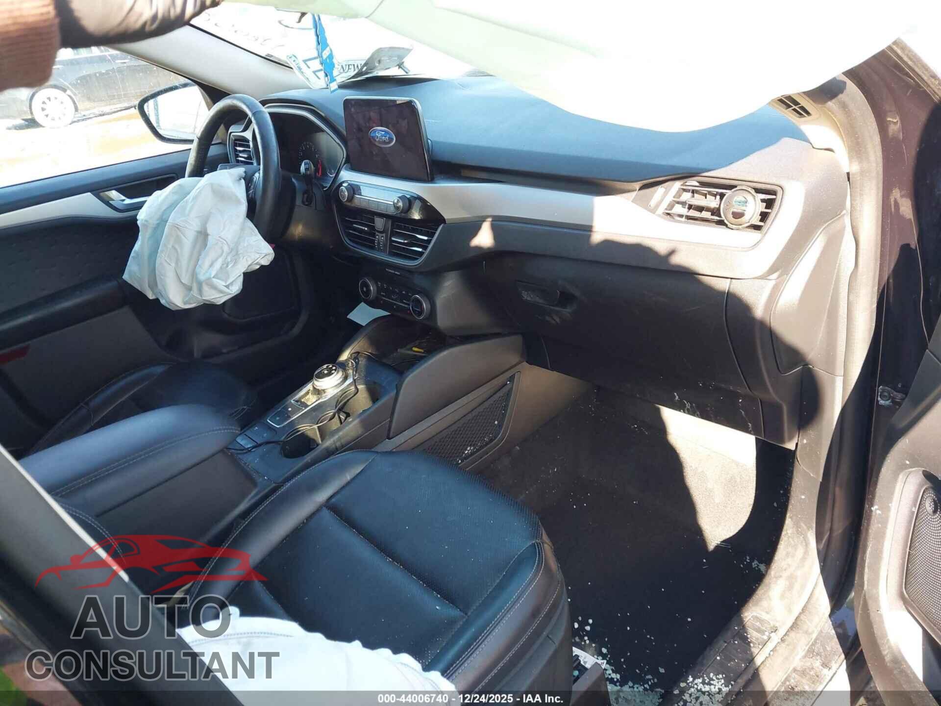 FORD ESCAPE 2020 - 1FMCU9H94LUA07874