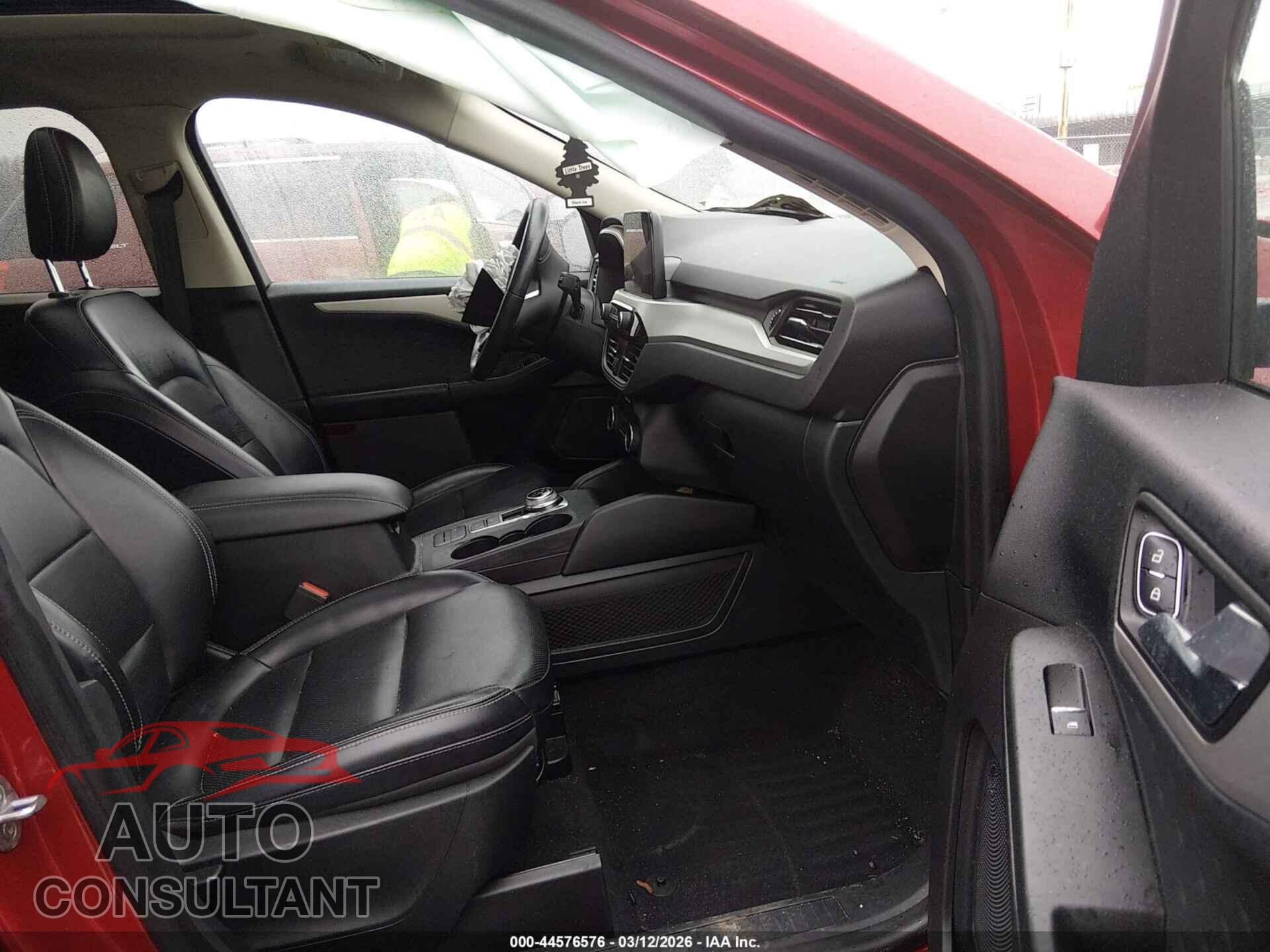 FORD ESCAPE 2020 - 1FMCU9H60LUA21325