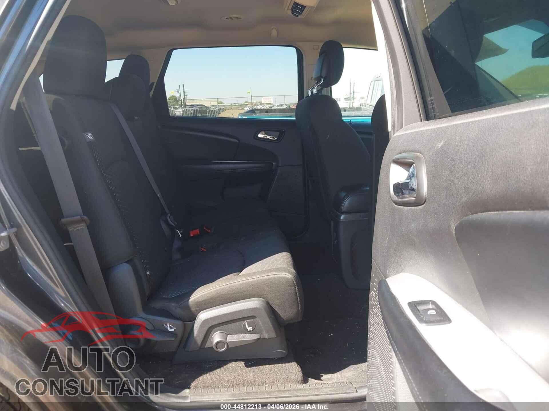 DODGE JOURNEY 2017 - 3C4PDCAB6HT676357