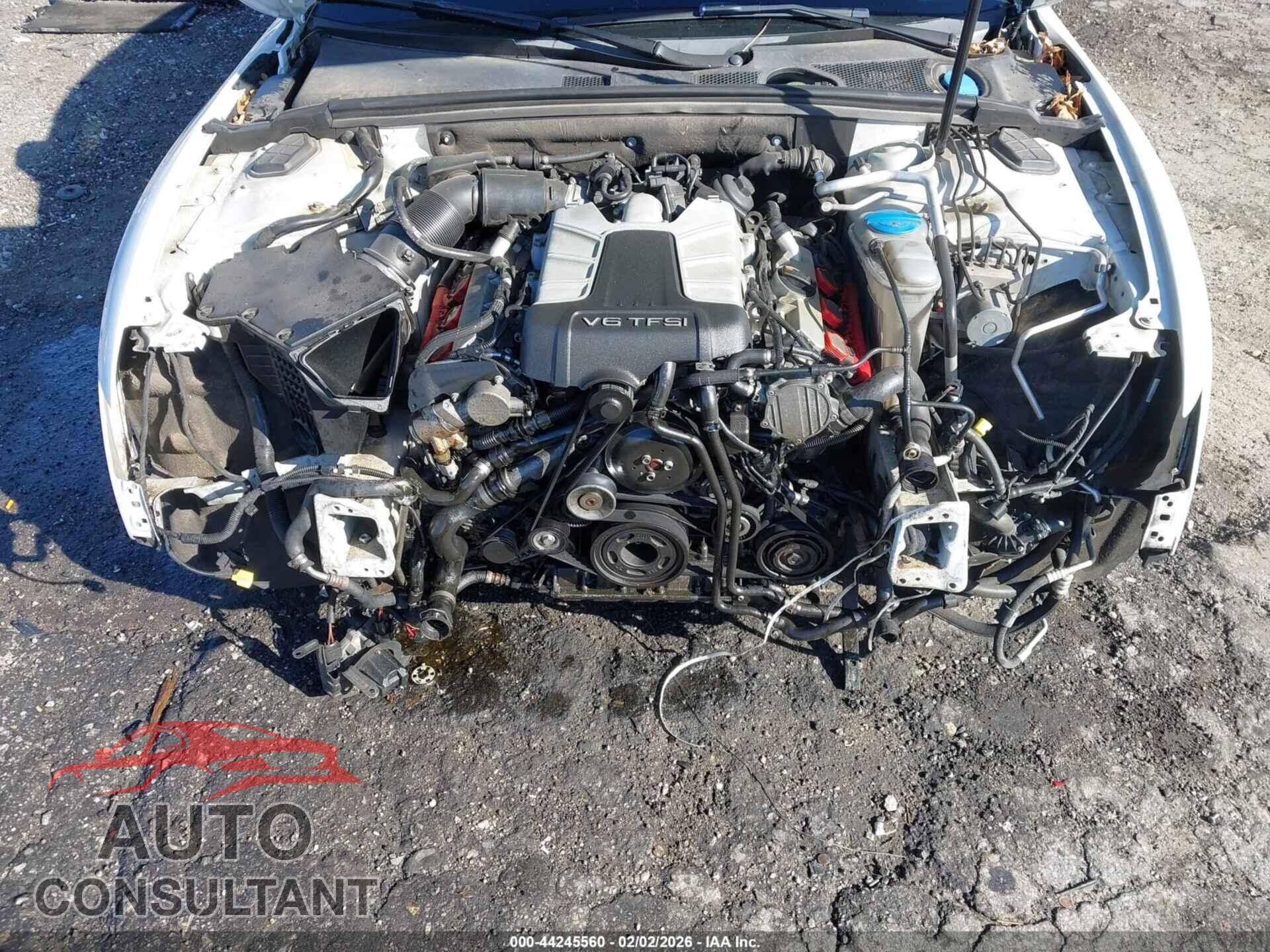 AUDI S5 2013 - WAUCGAFR5DA021170