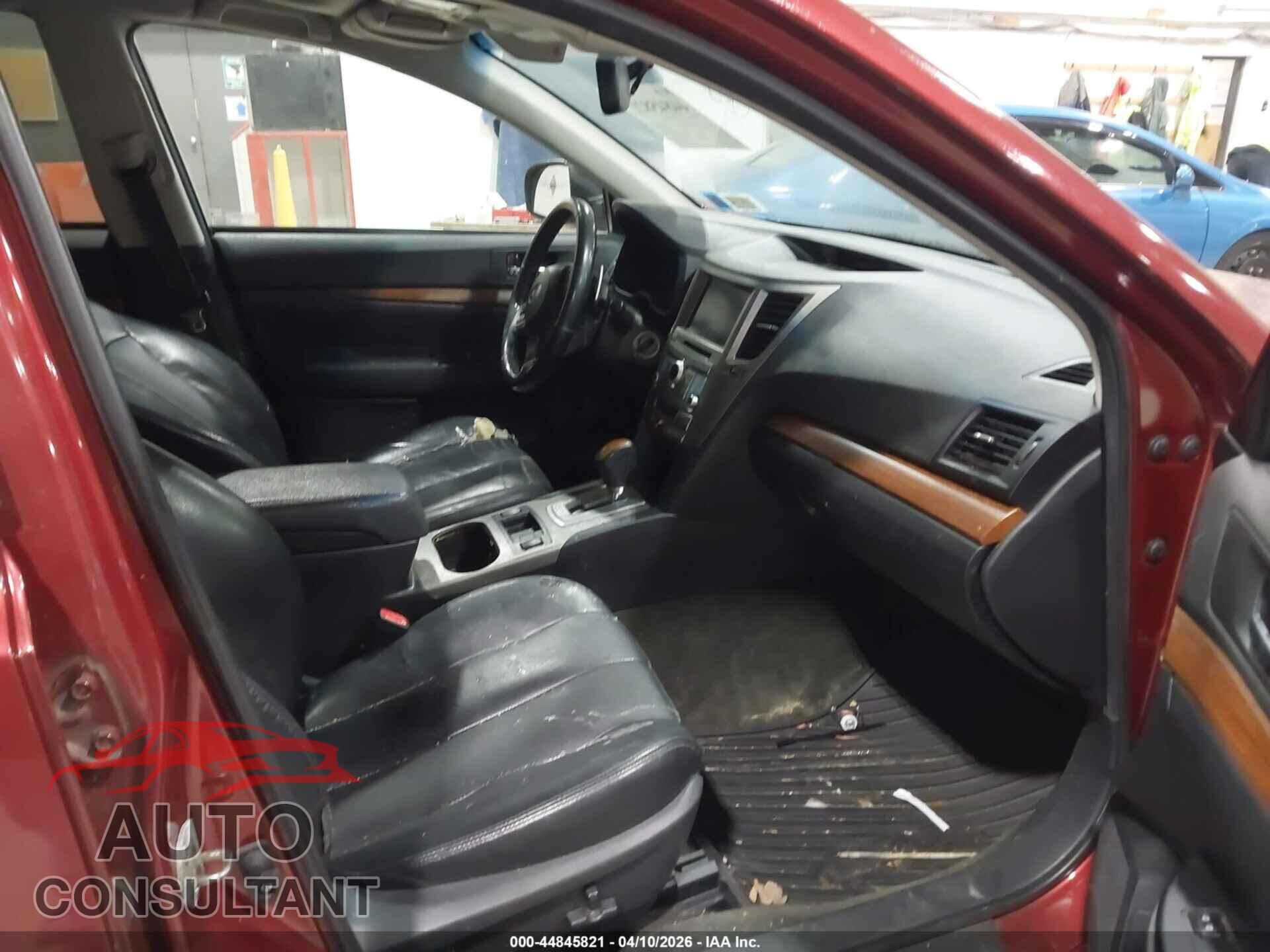 SUBARU OUTBACK 2014 - 4S4BRDNC3E2218417