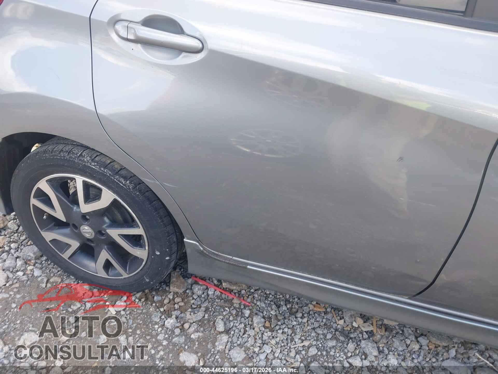 NISSAN VERSA NOTE 2015 - 3N1CE2CP4FL404470