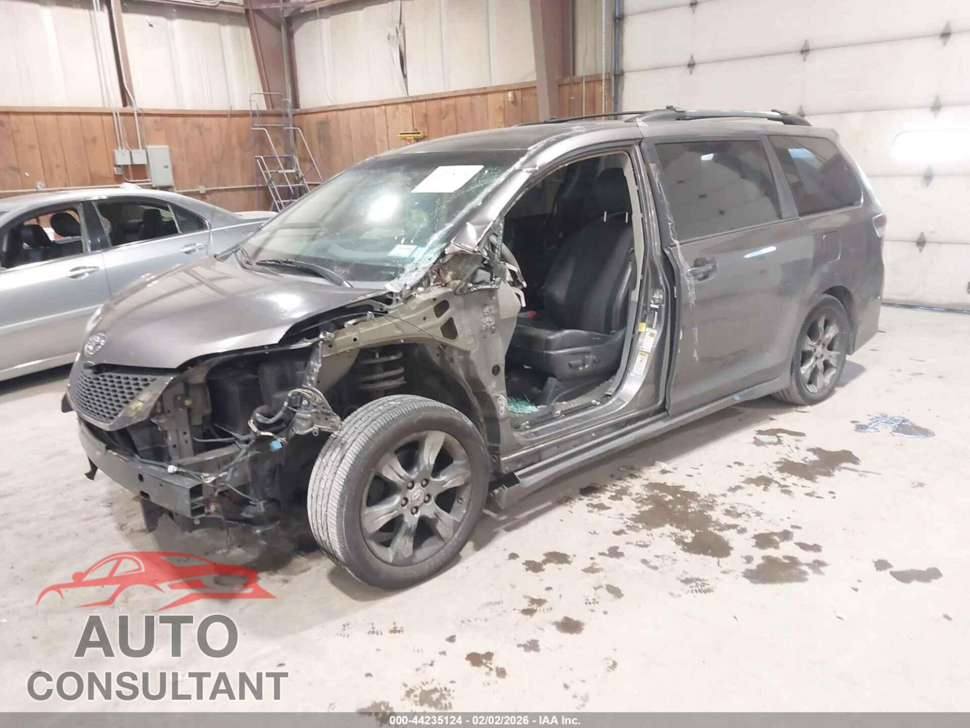 TOYOTA SIENNA 2012 - 5TDXK3DC8CS181008
