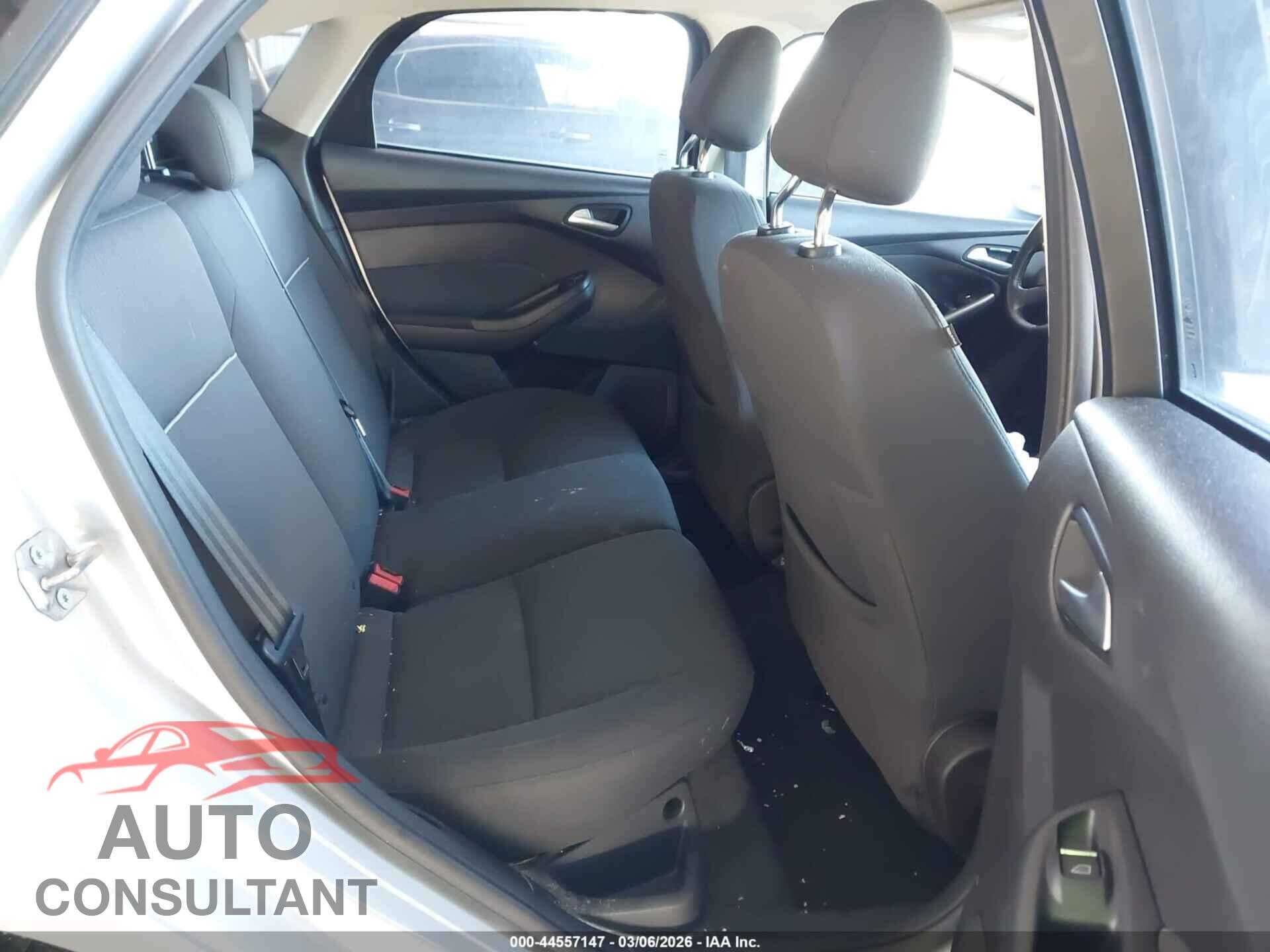 FORD FOCUS 2012 - 1FAHP3H2XCL387946