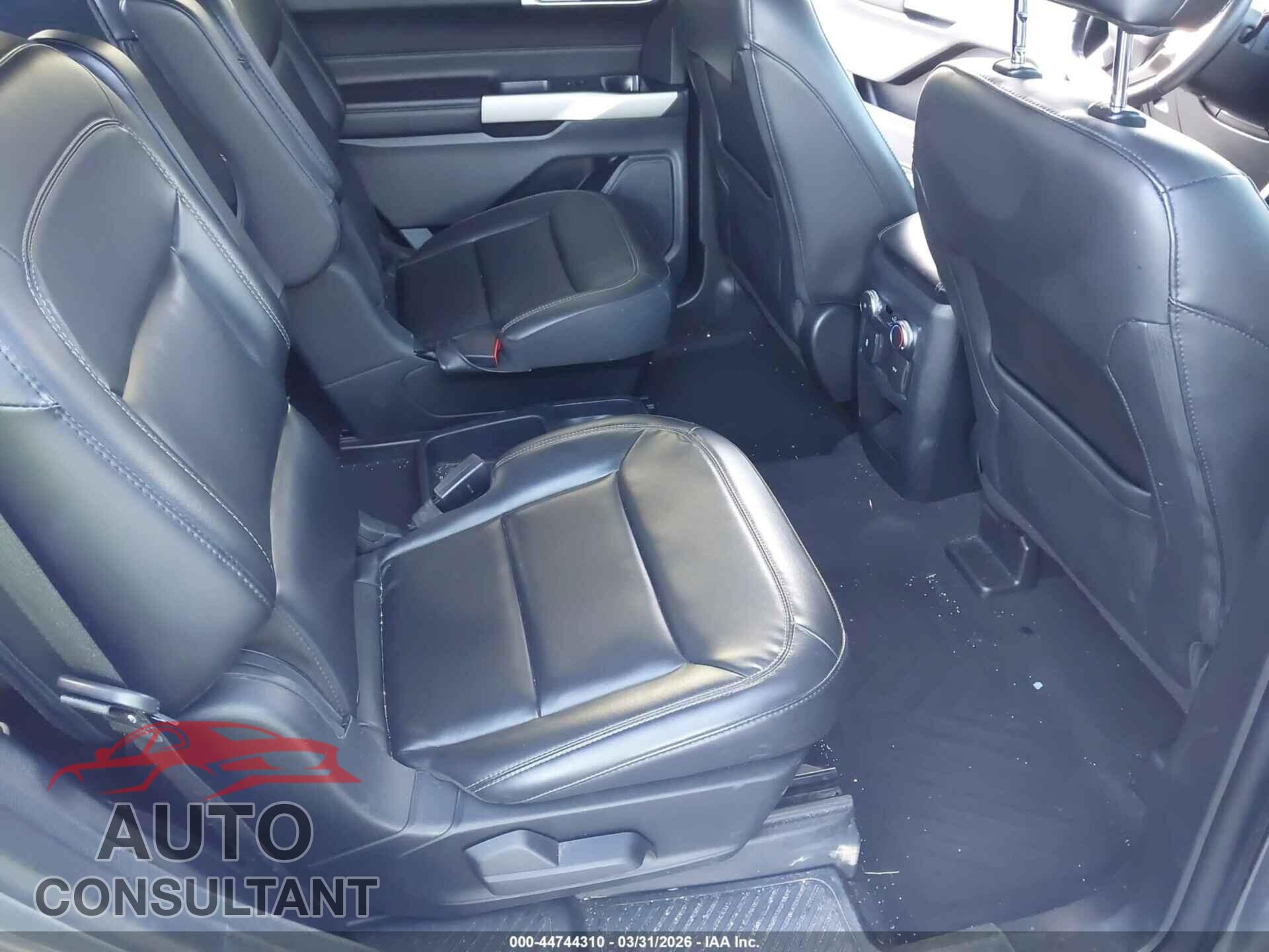 FORD EXPLORER 2021 - 1FMSK7DH8MGB40253