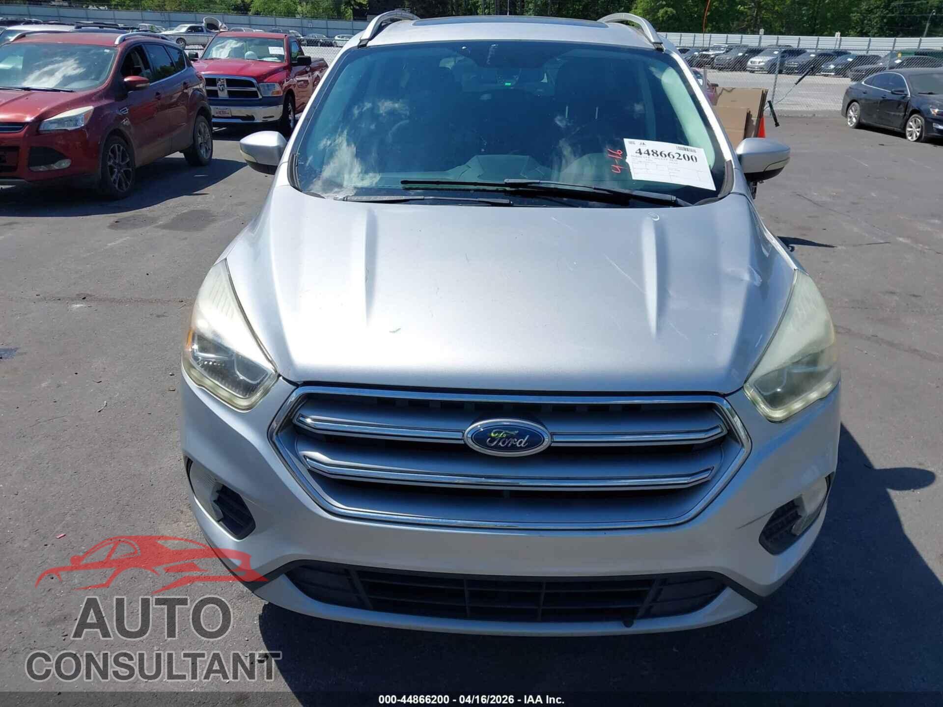 FORD ESCAPE 2017 - 1FMCU0JD1HUC72253
