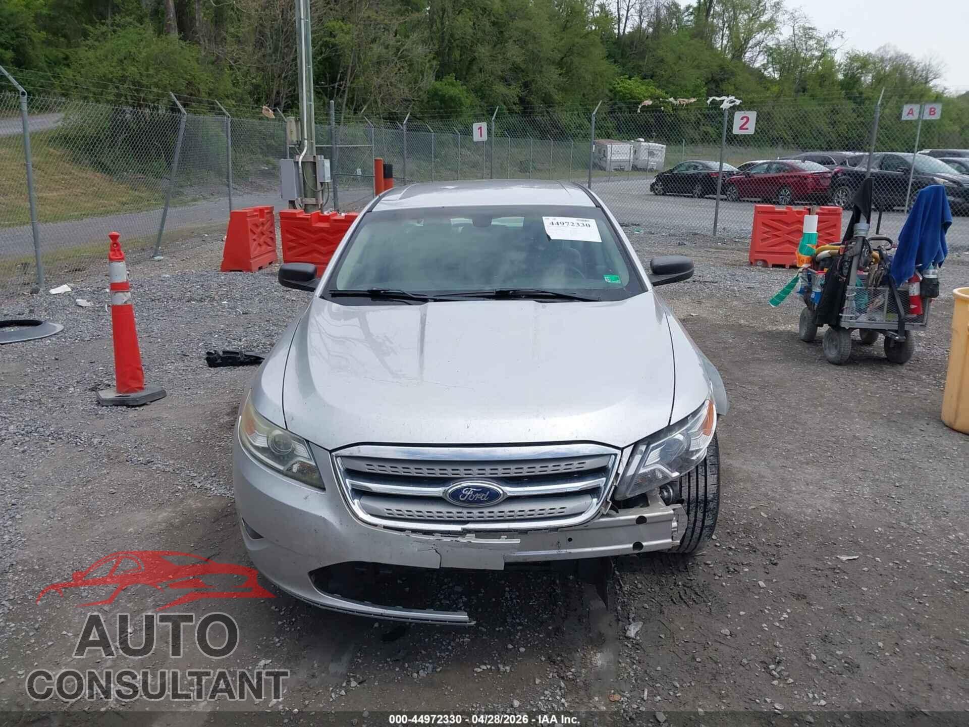FORD TAURUS 2011 - 1FAHP2DW3BG147633