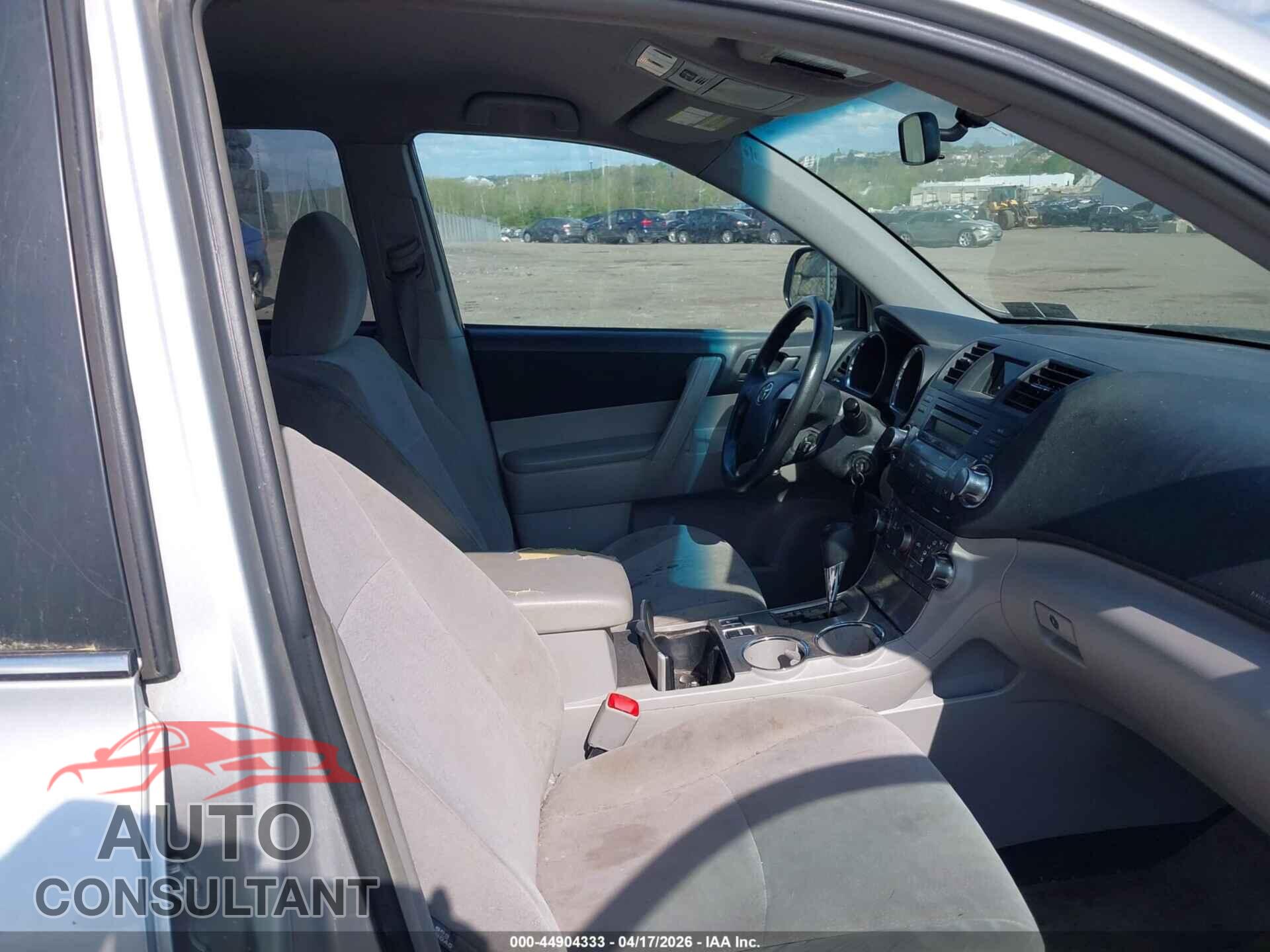 TOYOTA HIGHLANDER 2011 - 5TDBK3EH1BS068150