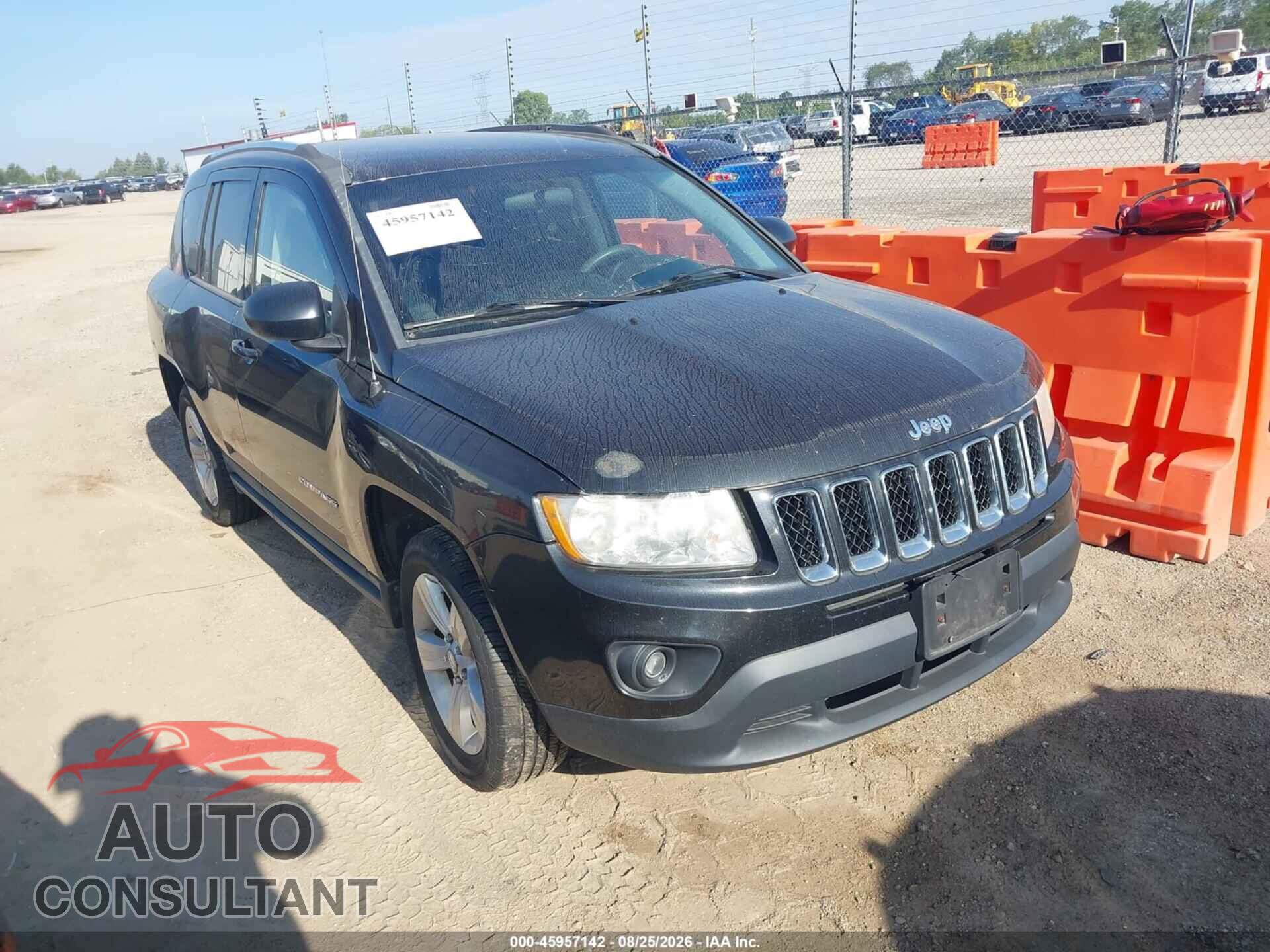 JEEP COMPASS 2011 - 1J4NF1FB2BD218174