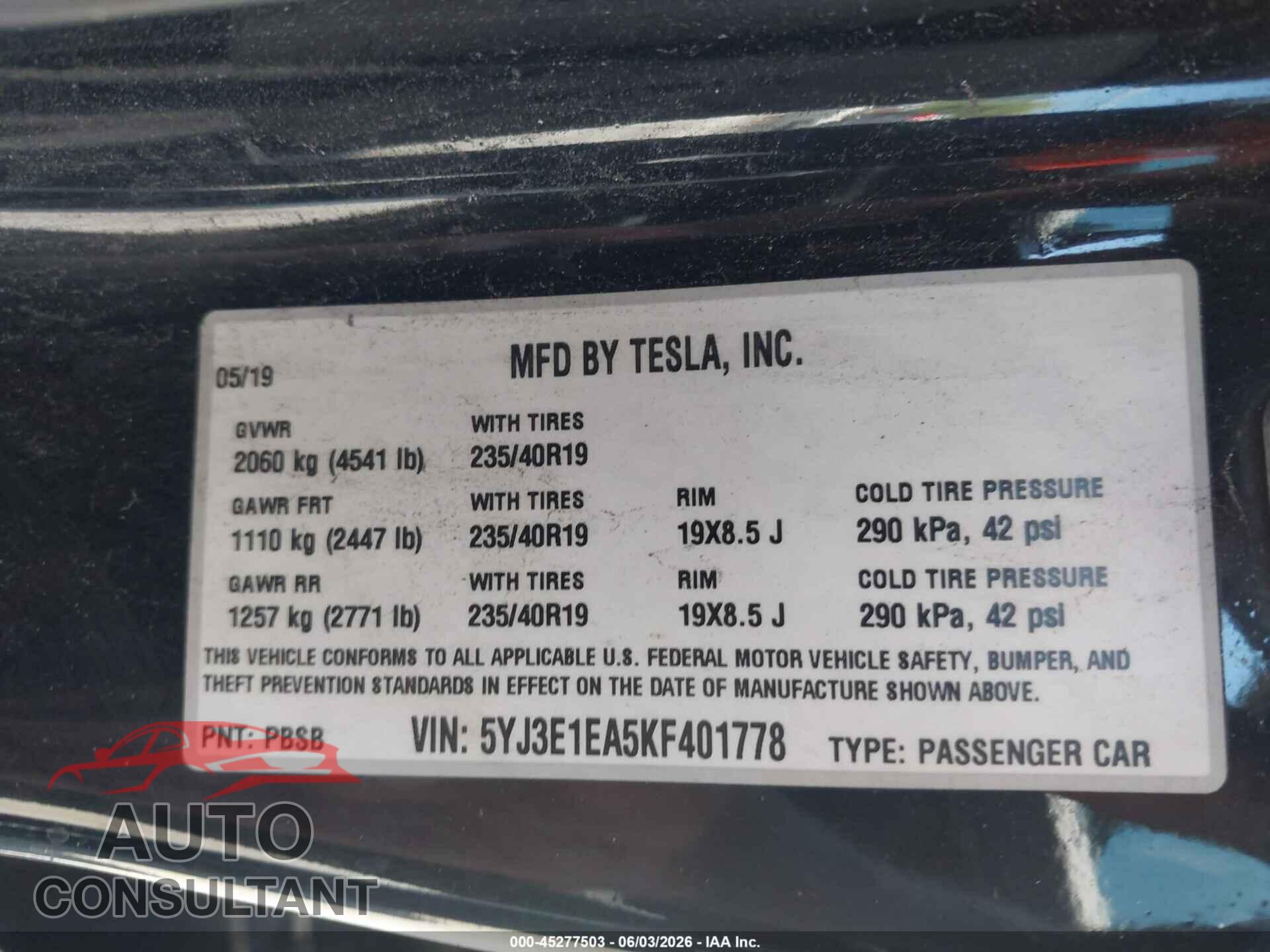 TESLA MODEL 3 2019 - 5YJ3E1EA5KF401778