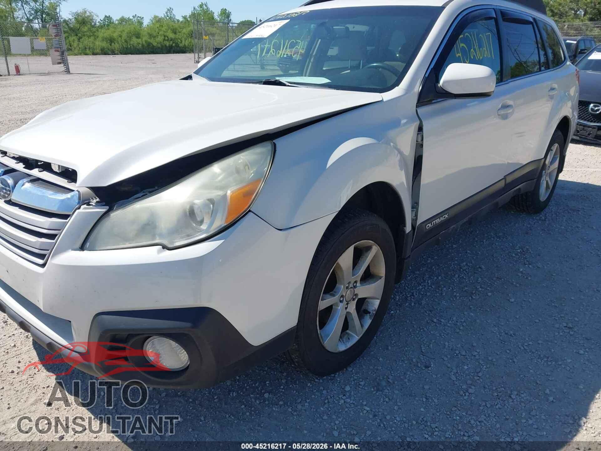 SUBARU OUTBACK 2014 - 4S4BRCCC8E3243000