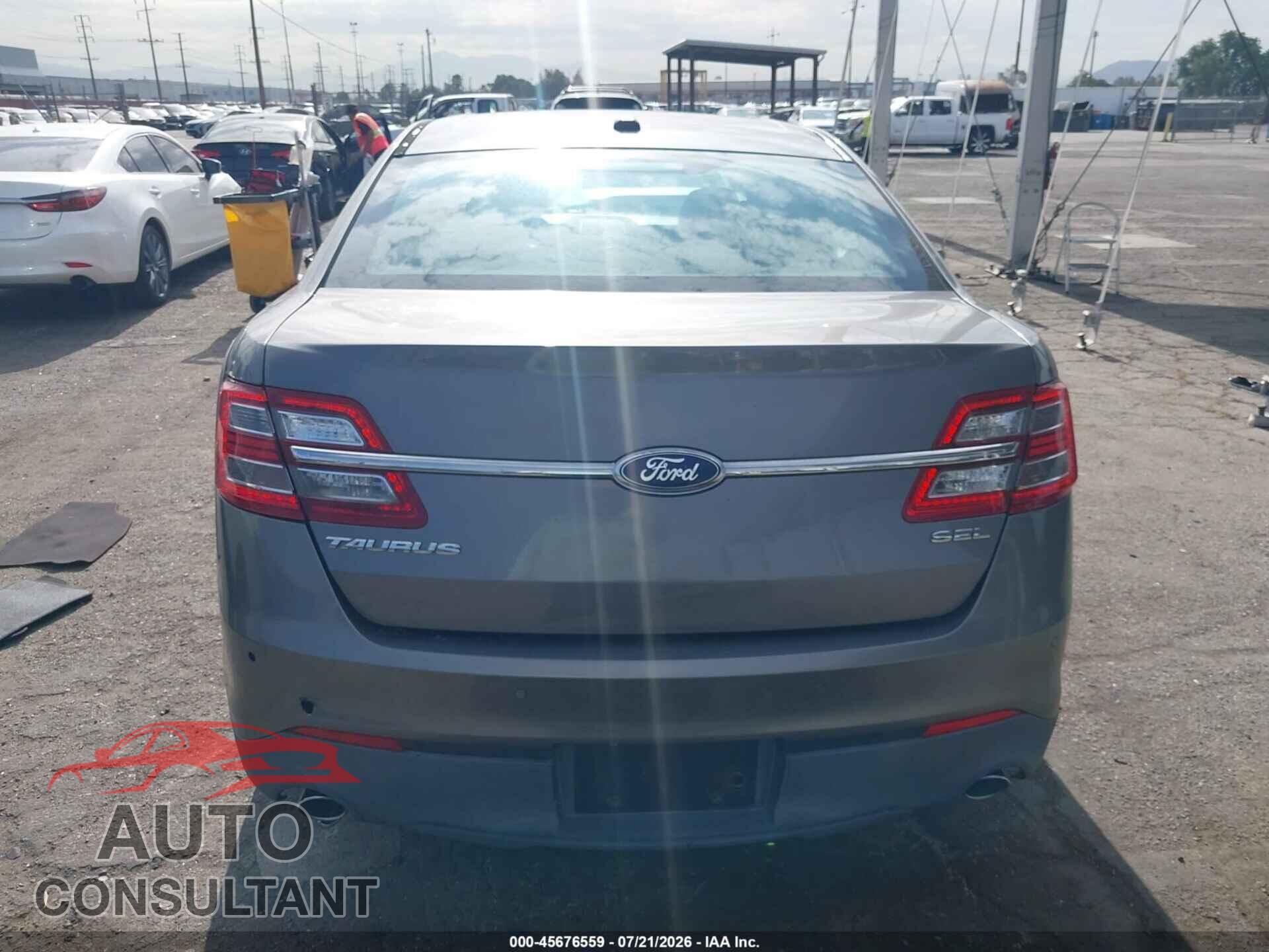 FORD TAURUS 2013 - 1FAHP2E82DG201670