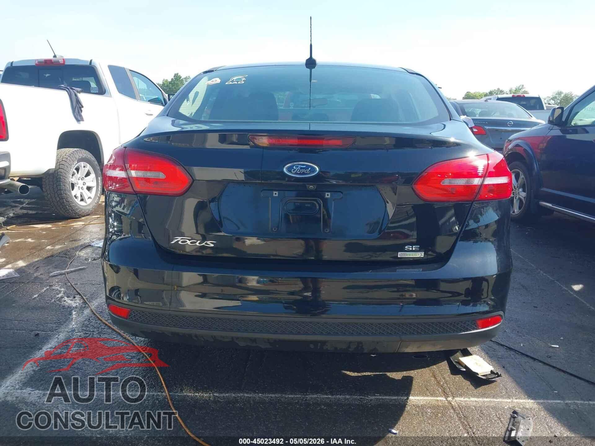 FORD FOCUS 2017 - 1FADP3FE4HL335196
