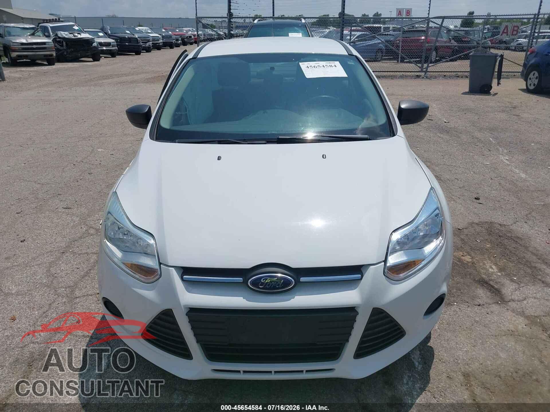 FORD FOCUS 2014 - 1FADP3E28EL208969