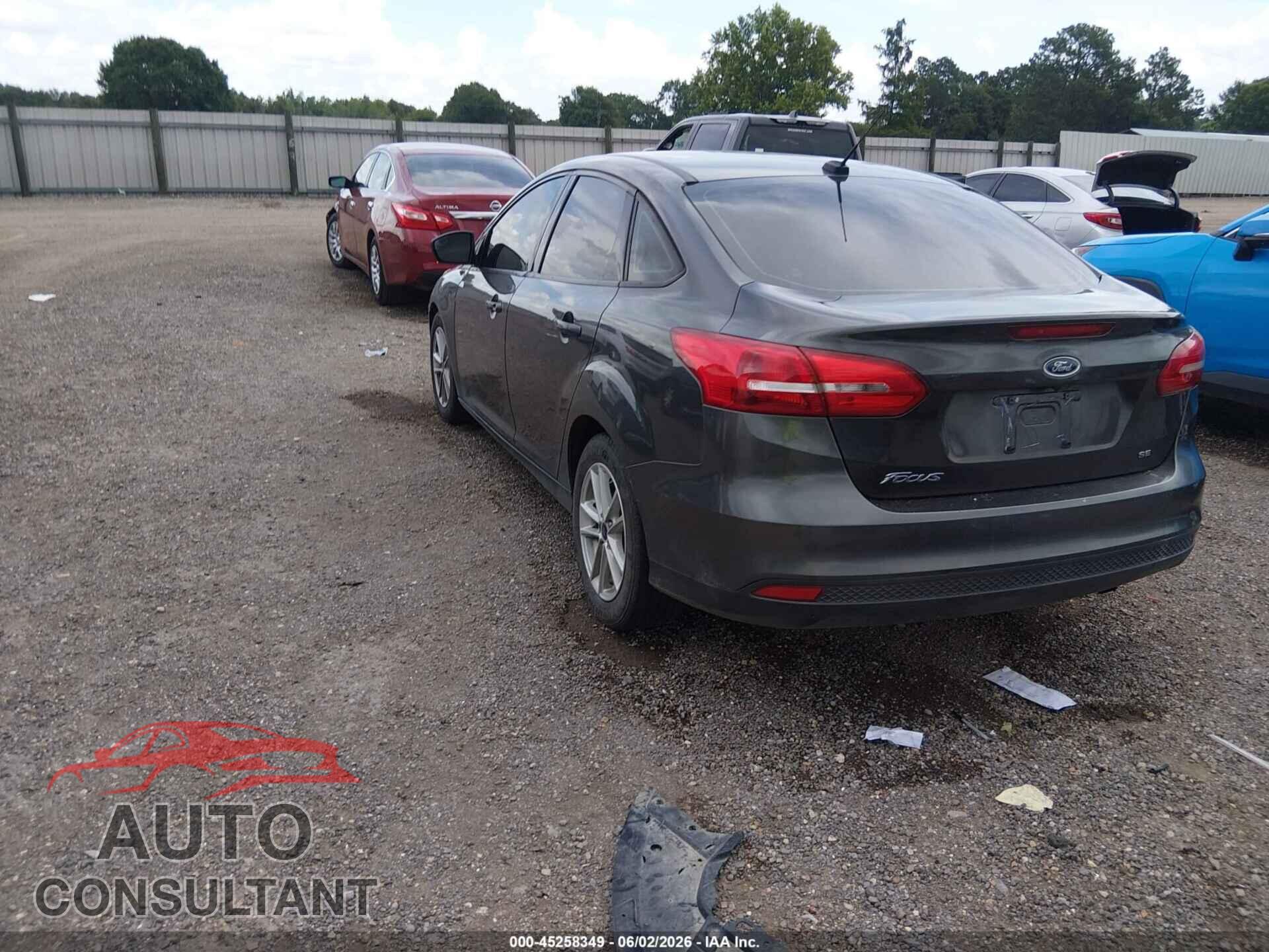FORD FOCUS 2018 - 1FADP3F22JL220365