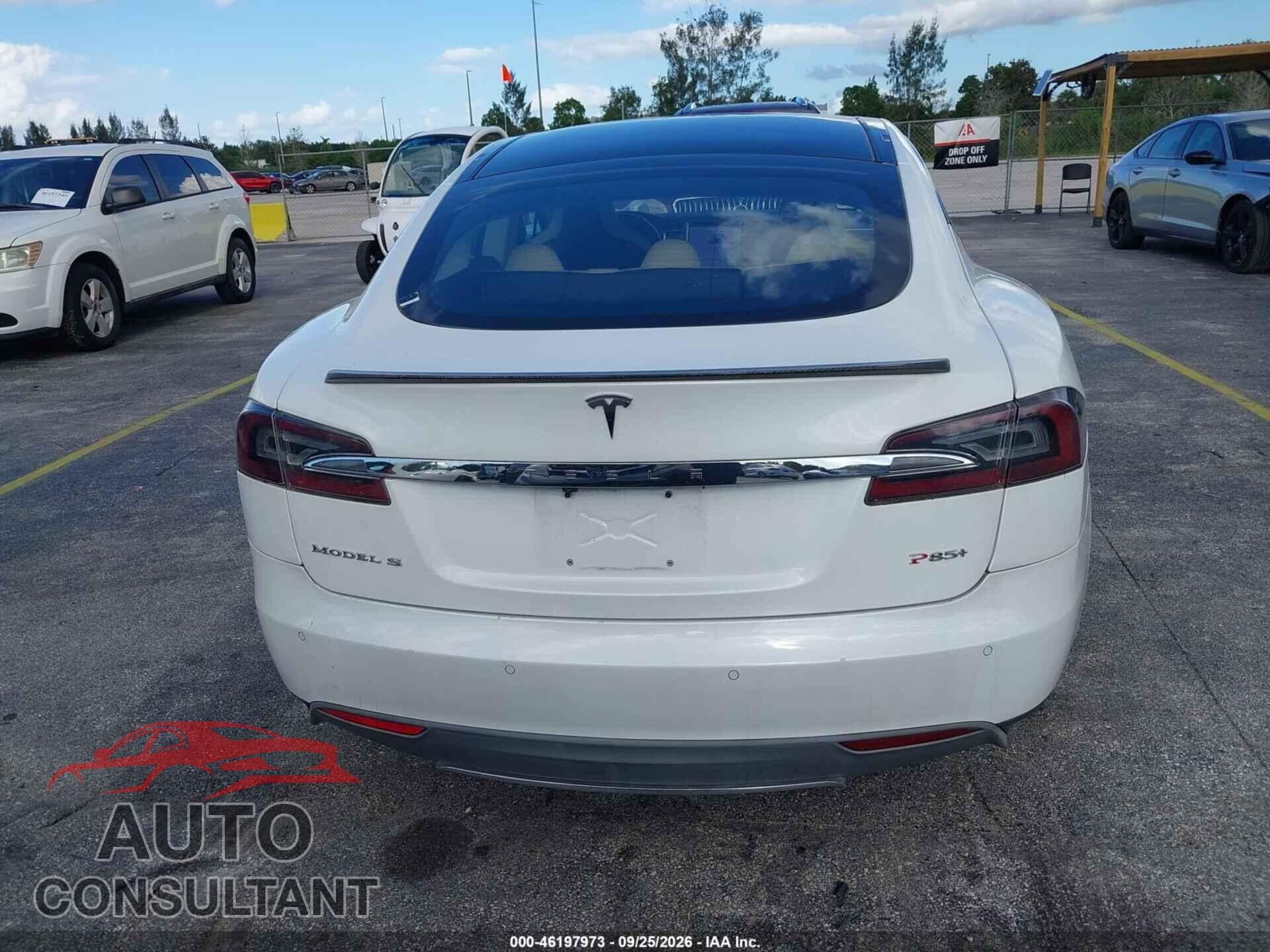 TESLA MODEL S 2013 - 5YJSA1DP4DFP25885