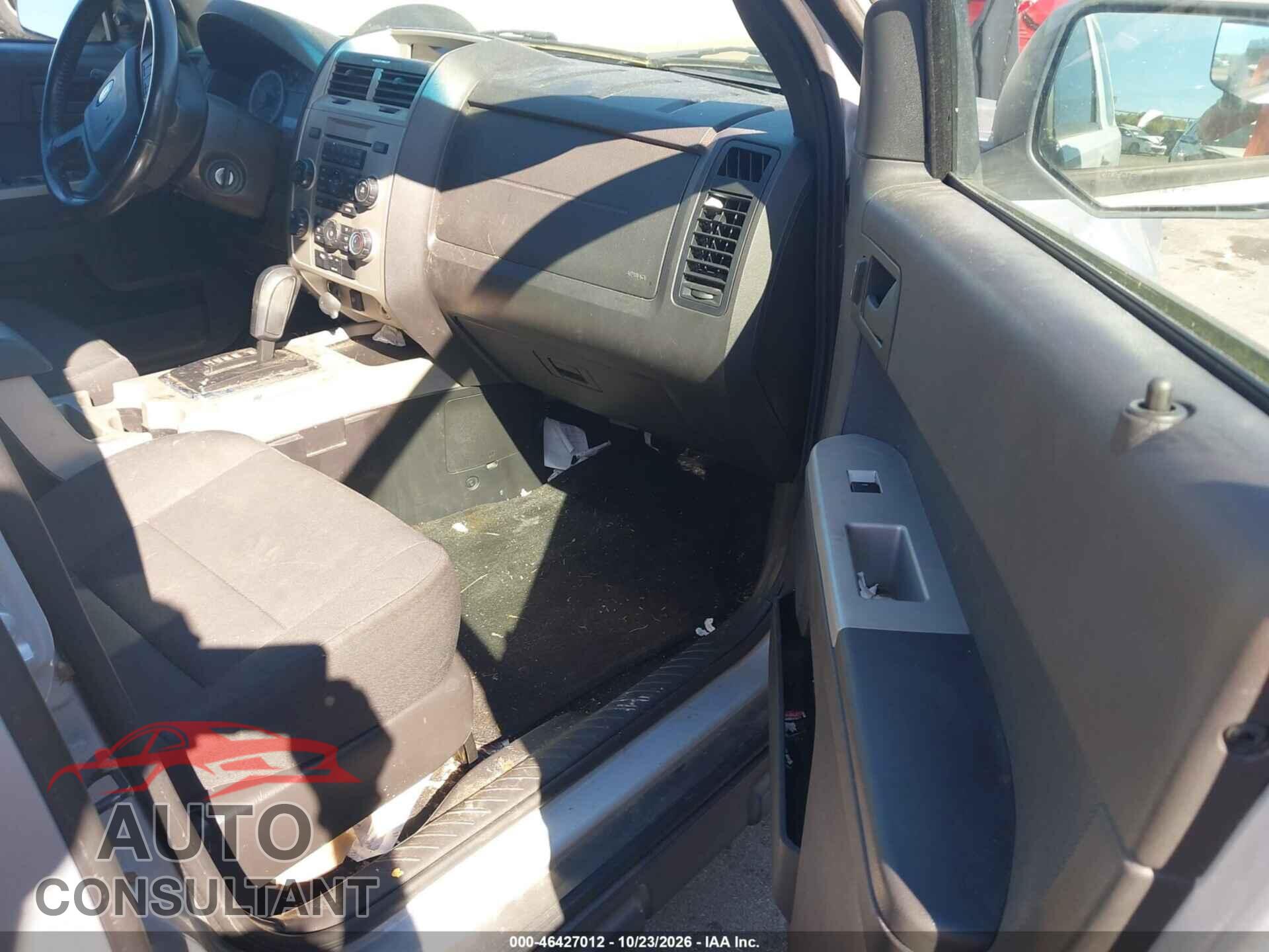 FORD ESCAPE 2012 - 1FMCU0D77CKB49048