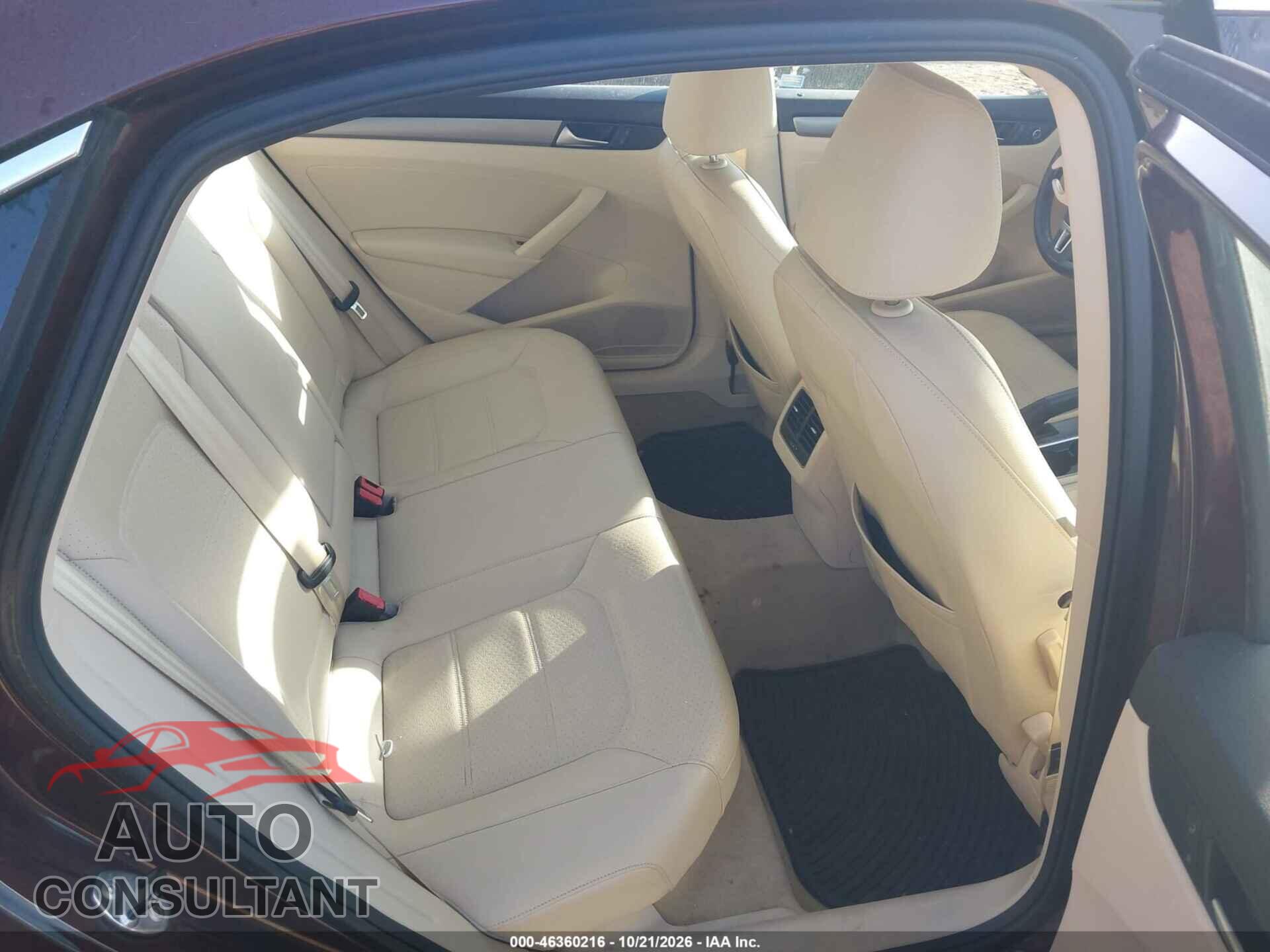 VOLKSWAGEN PASSAT 2014 - 1VWBN7A36EC007842