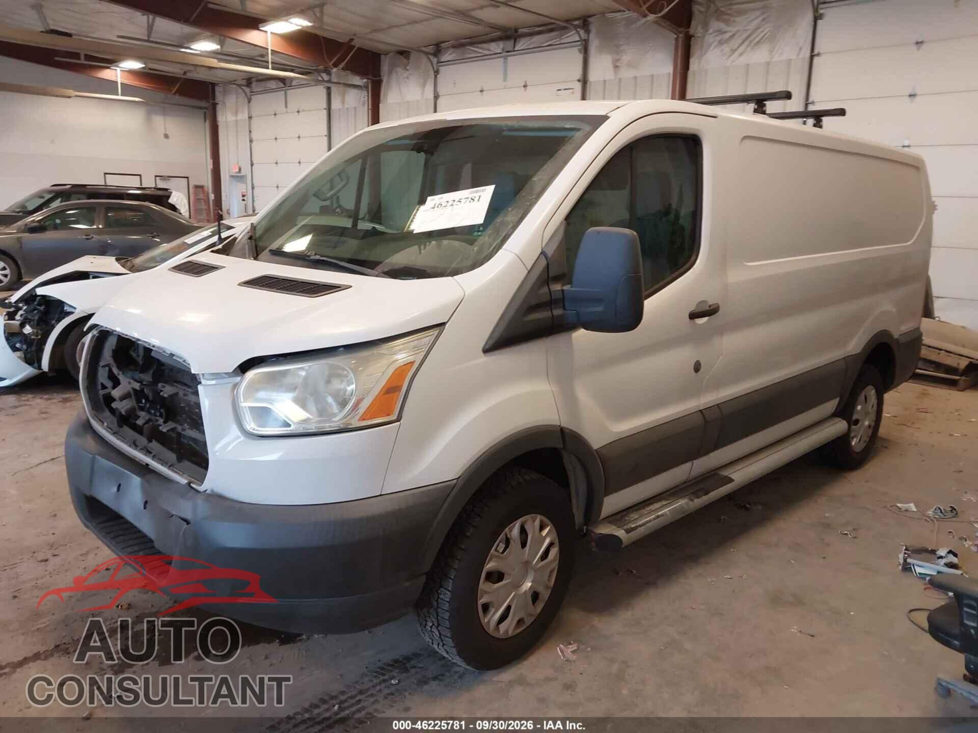 FORD TRANSIT-250 2015 - 1FTNR1ZM1FKA65816