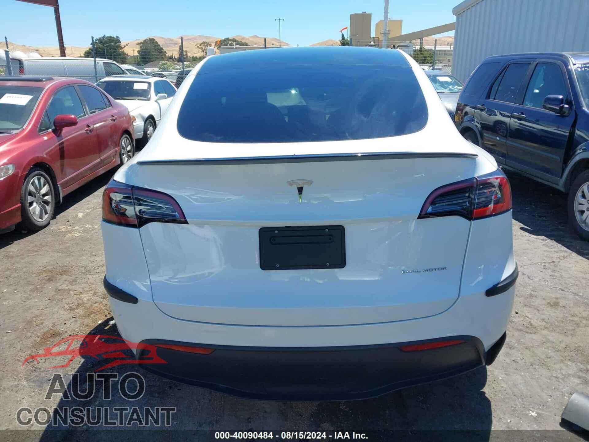 TESLA MODEL Y 2023 - 7SAYGDEEXPF676013