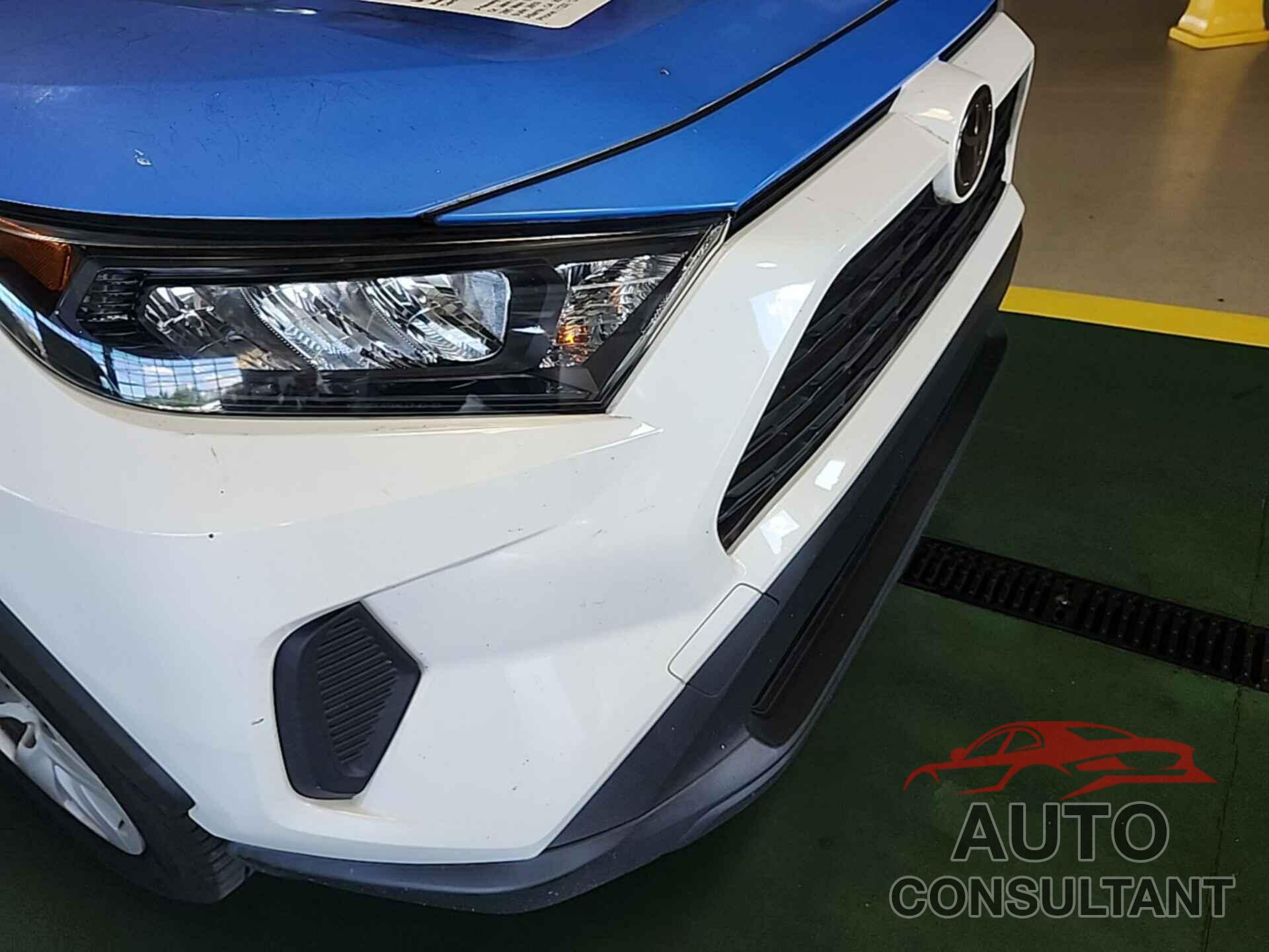 TOYOTA RAV4 2019 - JTMF1RFV1KD045684