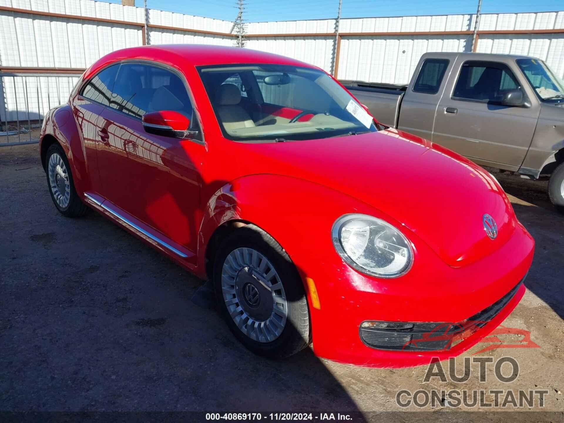 VOLKSWAGEN BEETLE 2013 - 3VWHX7AT3DM682758