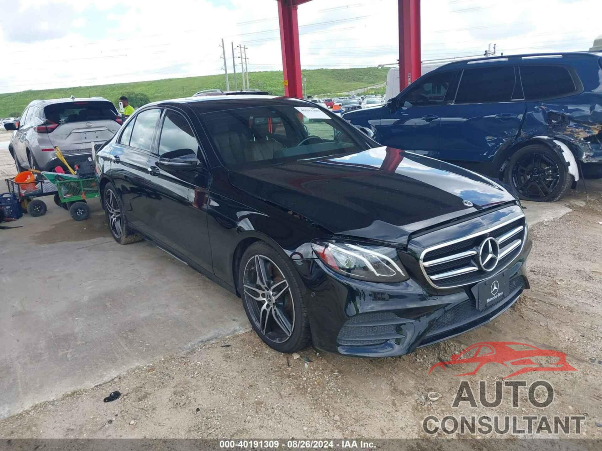 MERCEDES-BENZ E 300 2019 - WDDZF4JB4KA524607