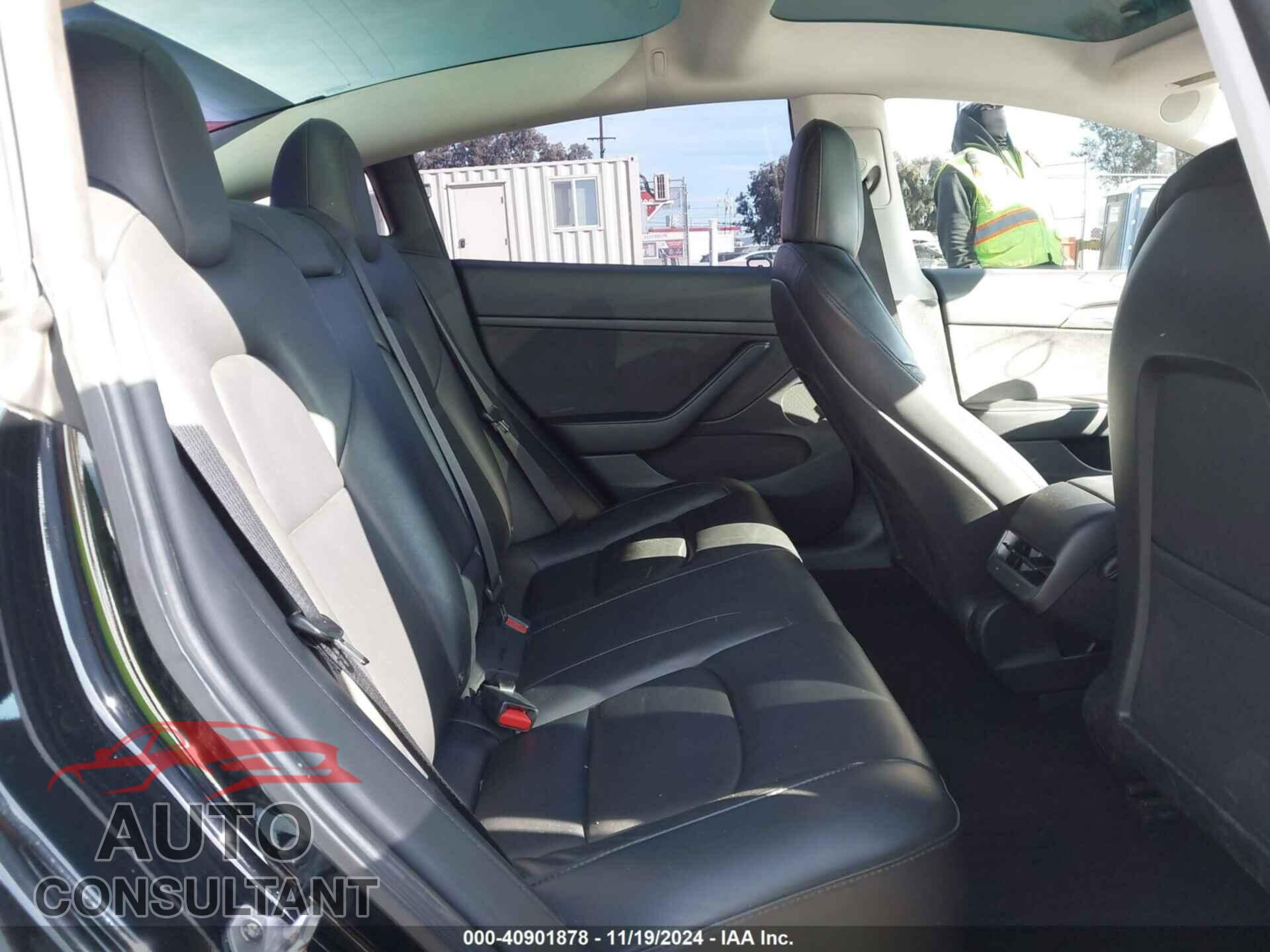 TESLA MODEL 3 2022 - 5YJ3E1EA2NF376097