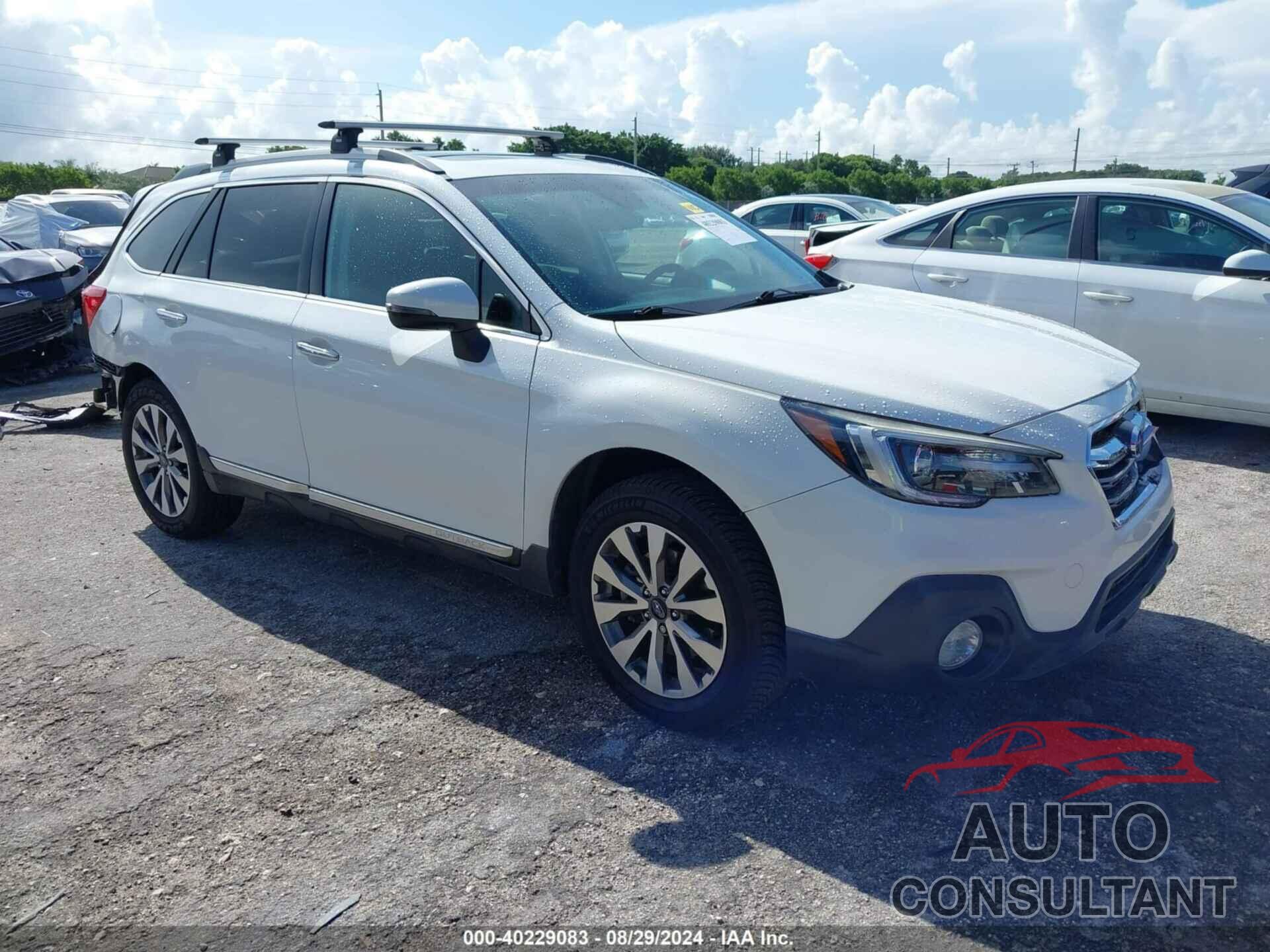 SUBARU OUTBACK 2018 - 4S4BSATC9J3340421