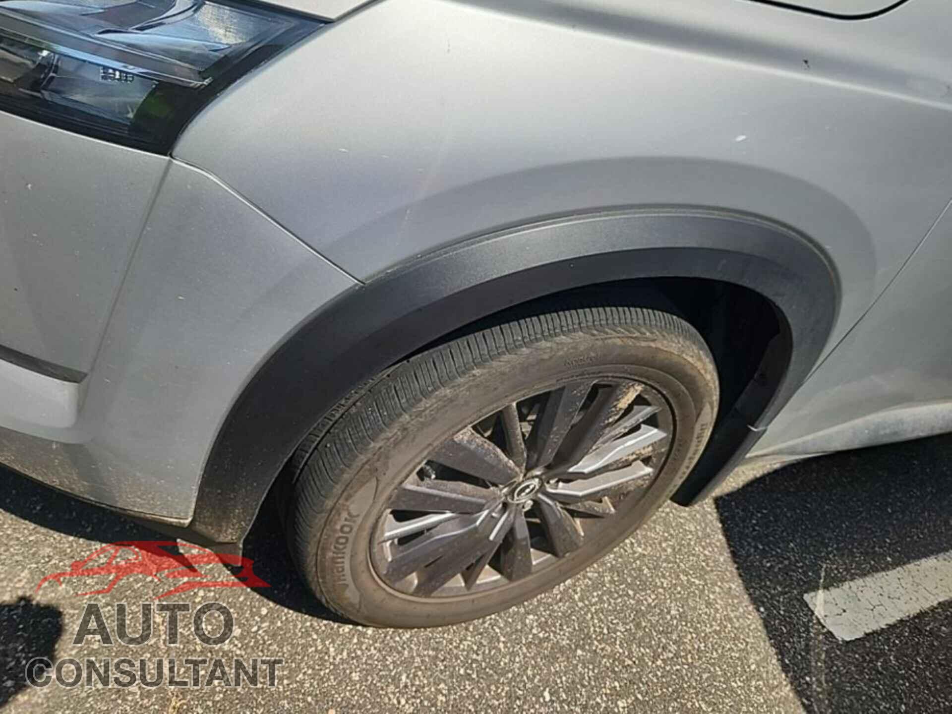 NISSAN PATHFINDER 2023 - 5N1DR3CD0PC243982
