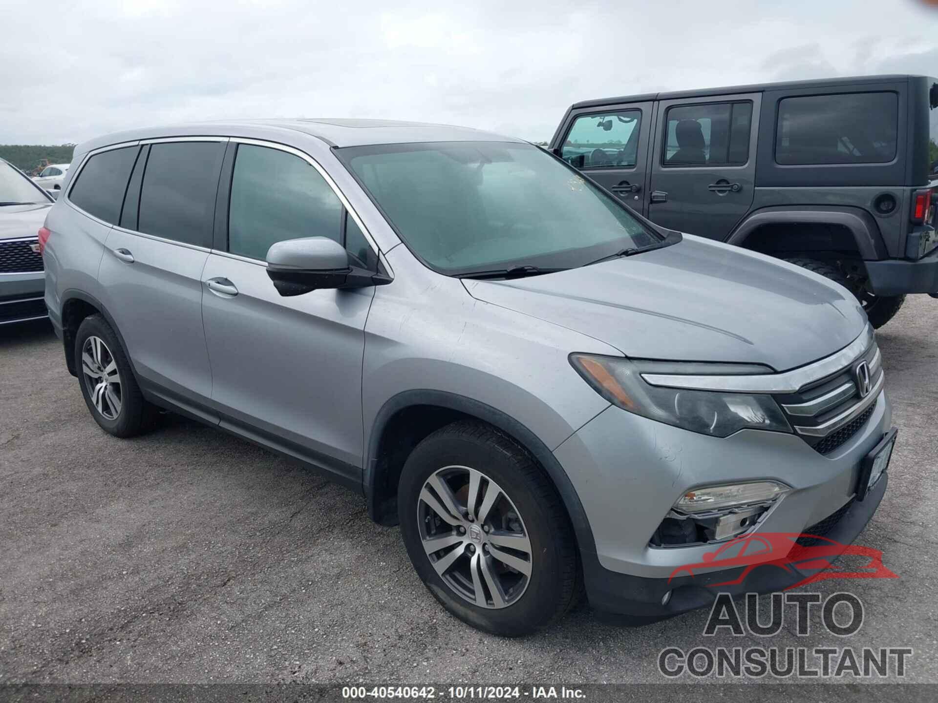 HONDA PILOT 2017 - 5FNYF6H55HB048921