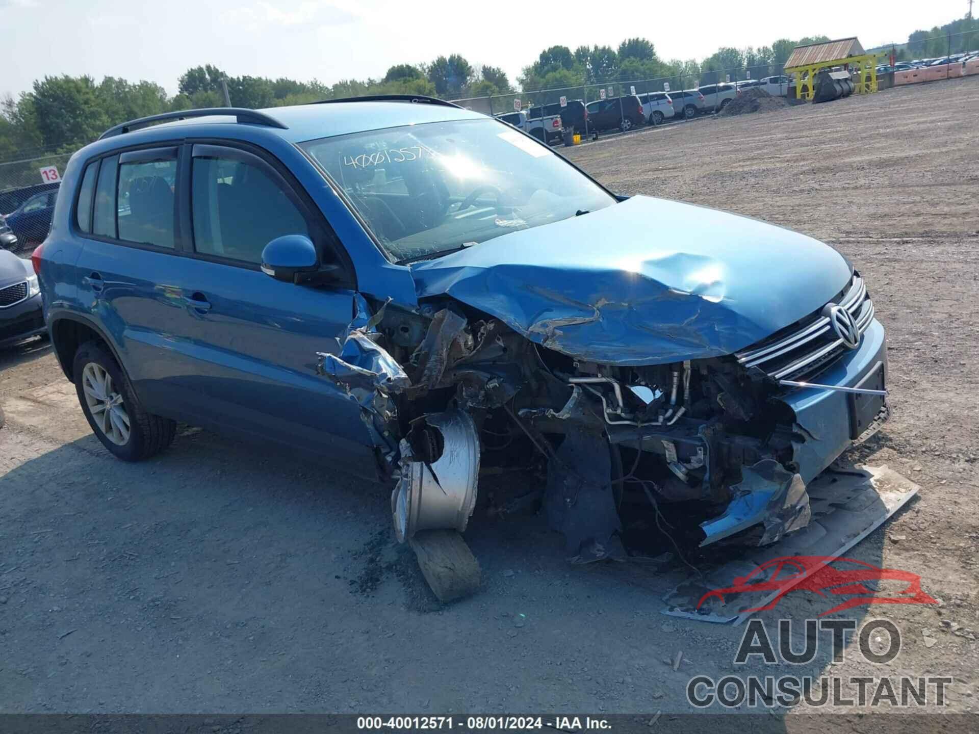 VOLKSWAGEN TIGUAN 2017 - WVGBV7AX8HK047478