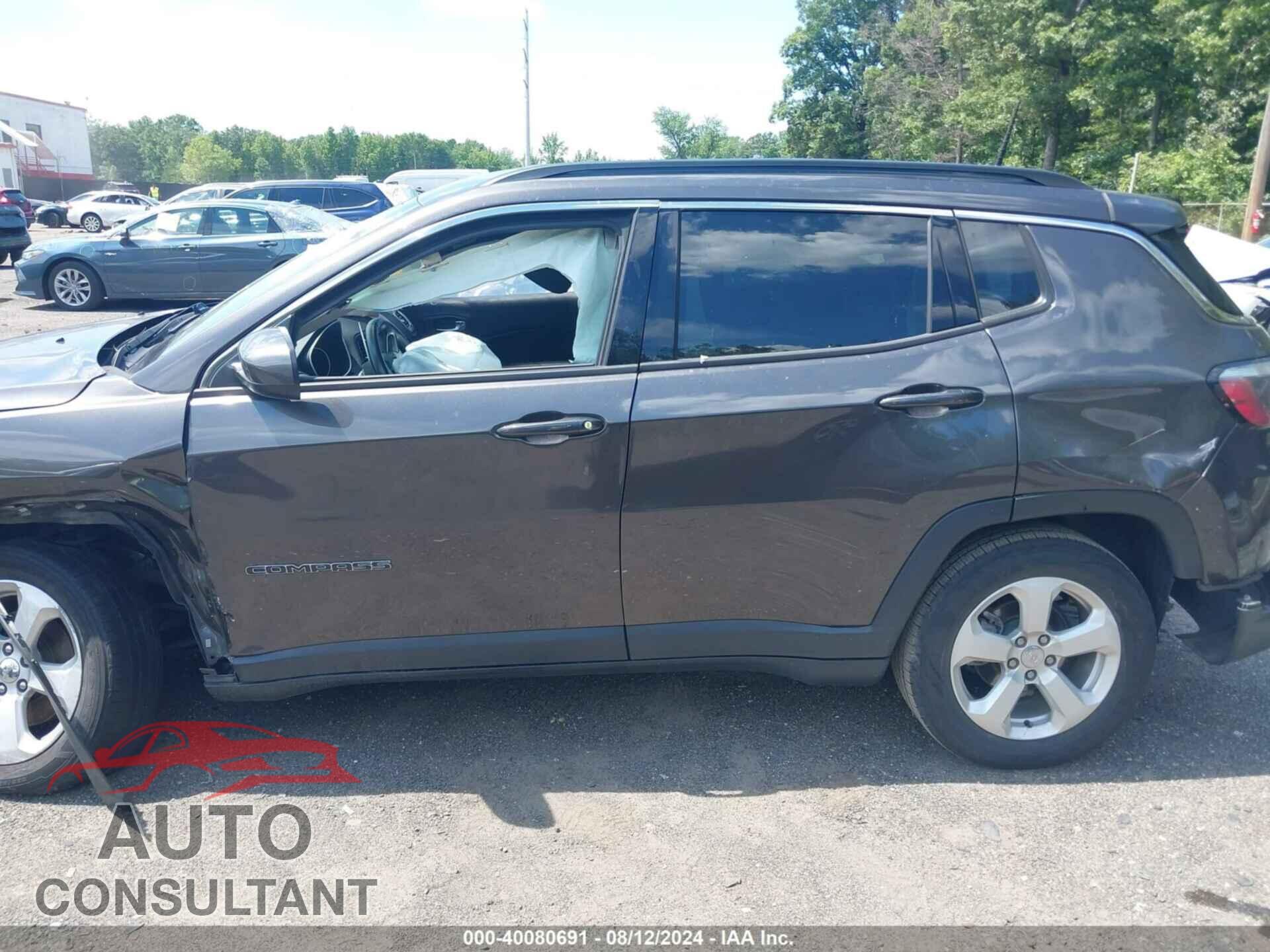 JEEP COMPASS 2018 - 3C4NJDBB7JT401834