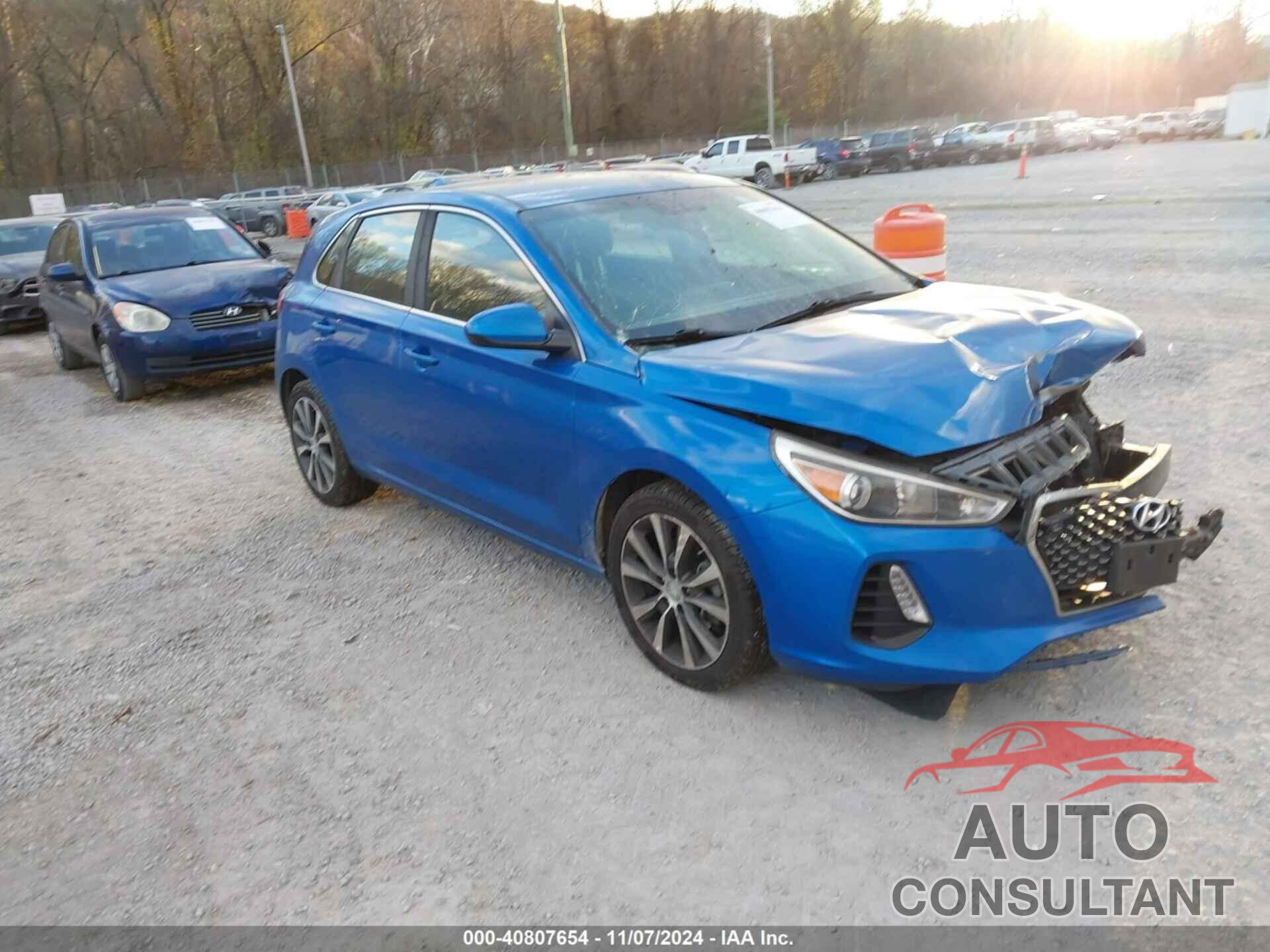 HYUNDAI ELANTRA GT 2018 - KMHH35LE4JU062330