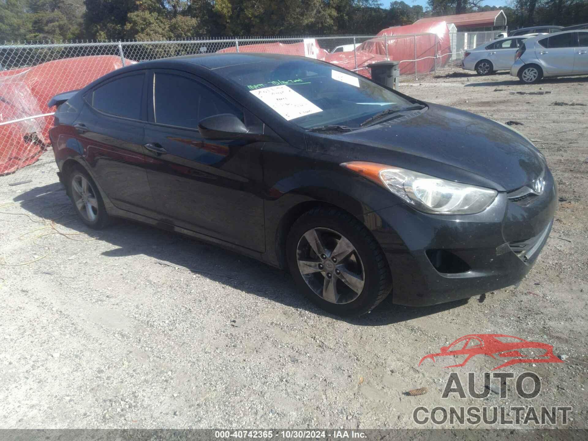 HYUNDAI ELANTRA 2012 - KMHDH4AE7CU323238