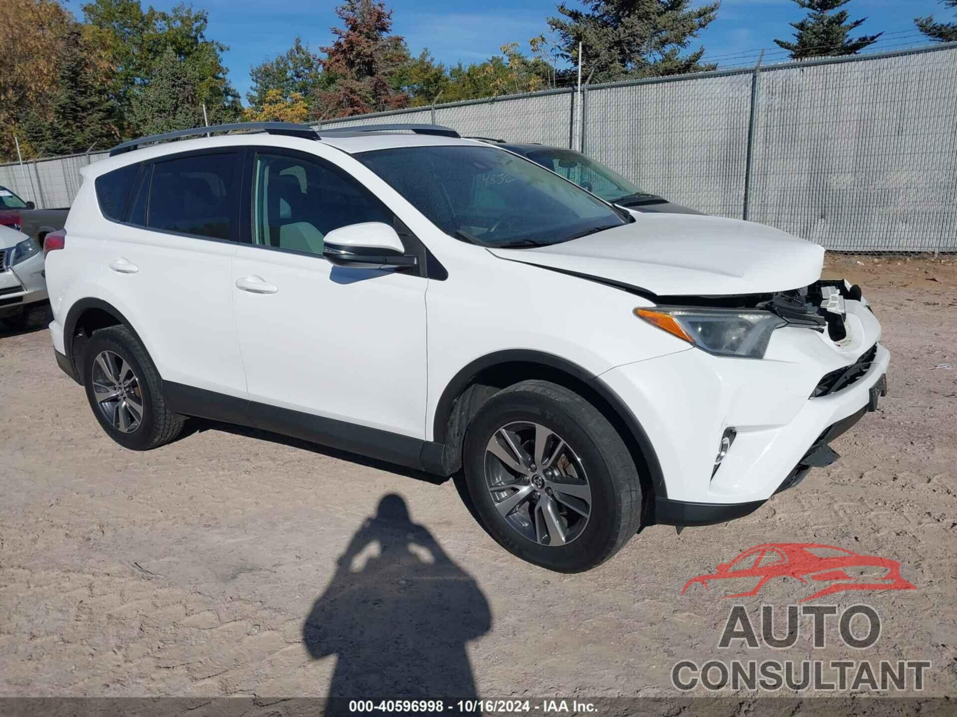 TOYOTA RAV4 2017 - 2T3RFREV7HW580594