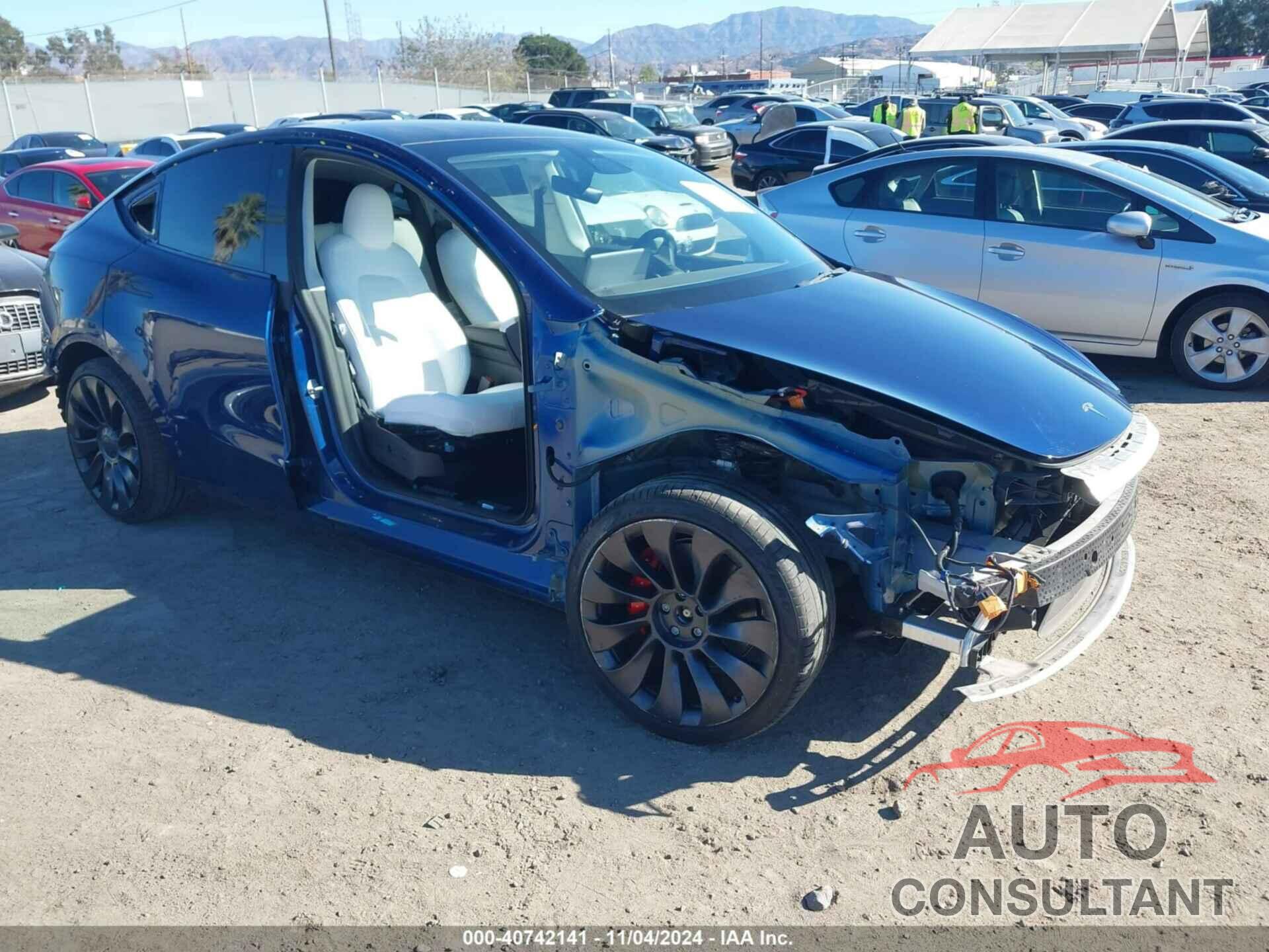 TESLA MODEL Y 2022 - 7SAYGDEF2NF392798