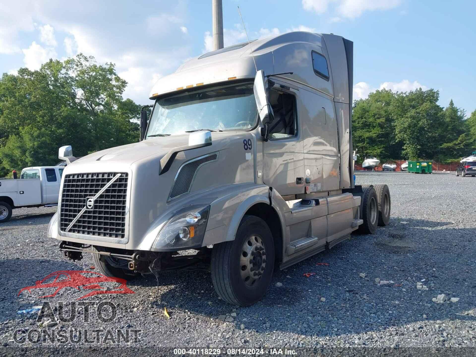 VOLVO VN 2016 - 4V4NC9EH5GN941994