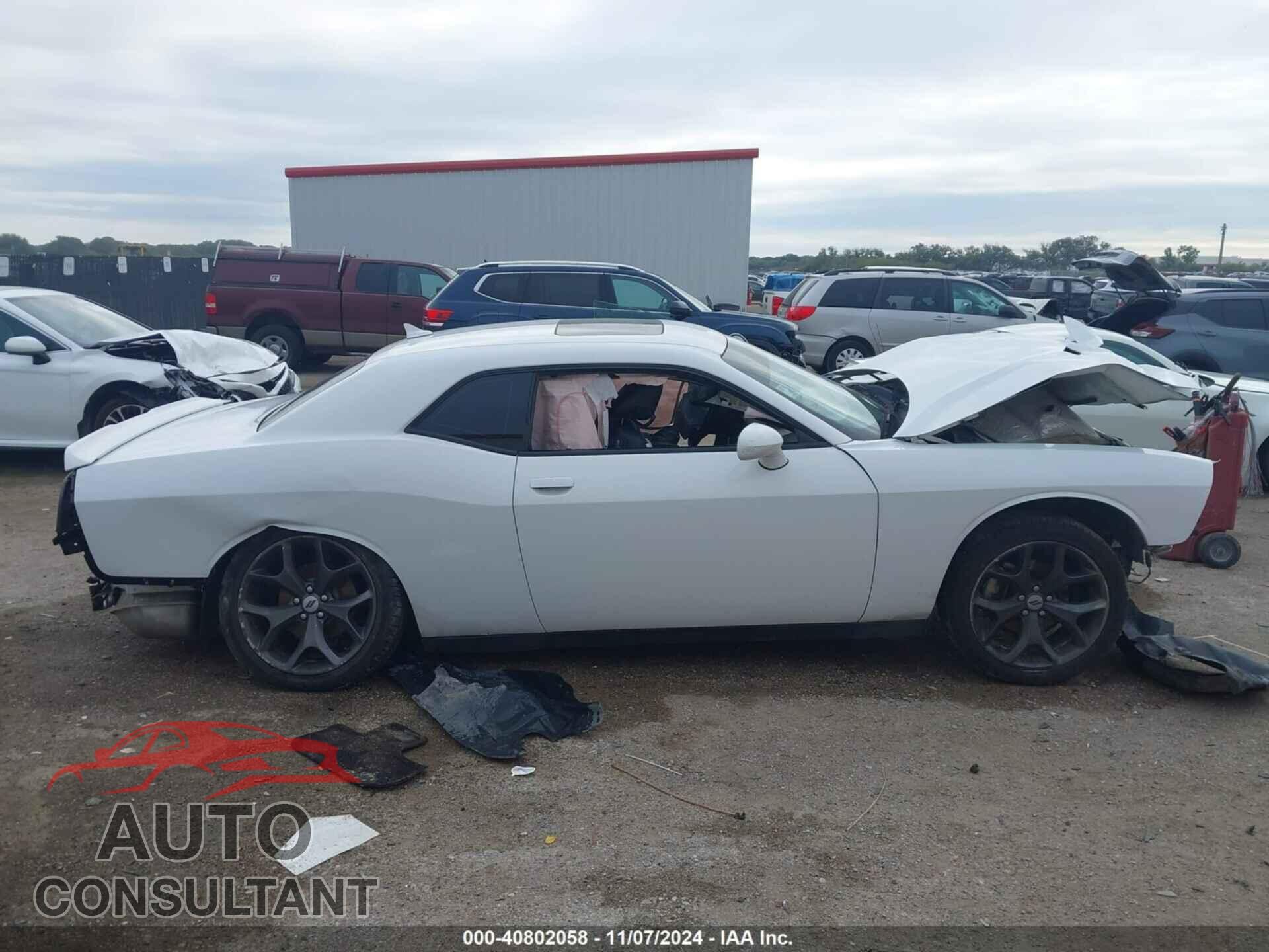 DODGE CHALLENGER 2018 - 2C3CDZAG8JH258317