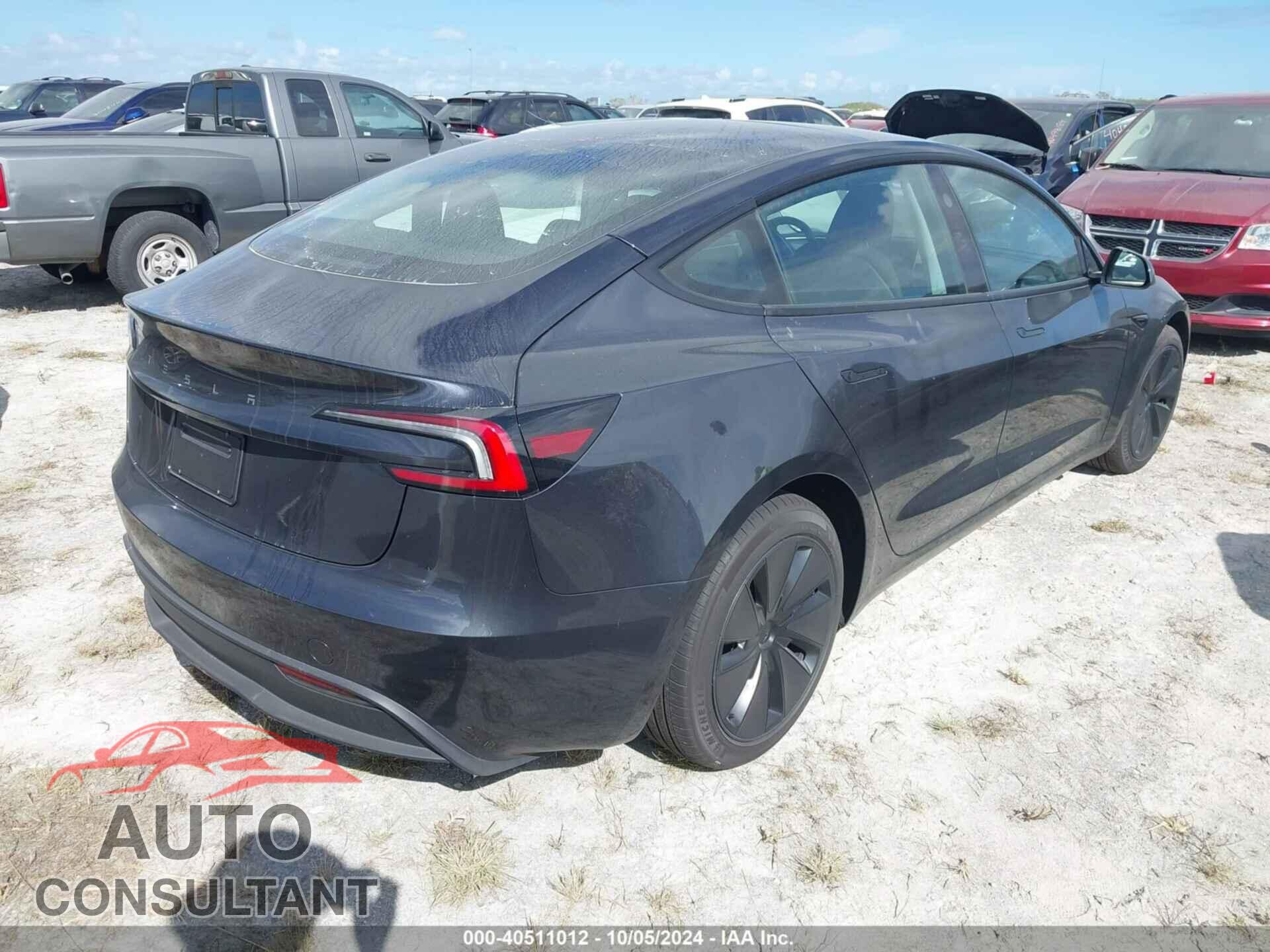 TESLA MODEL 3 2024 - 5YJ3E1EA2RF748043