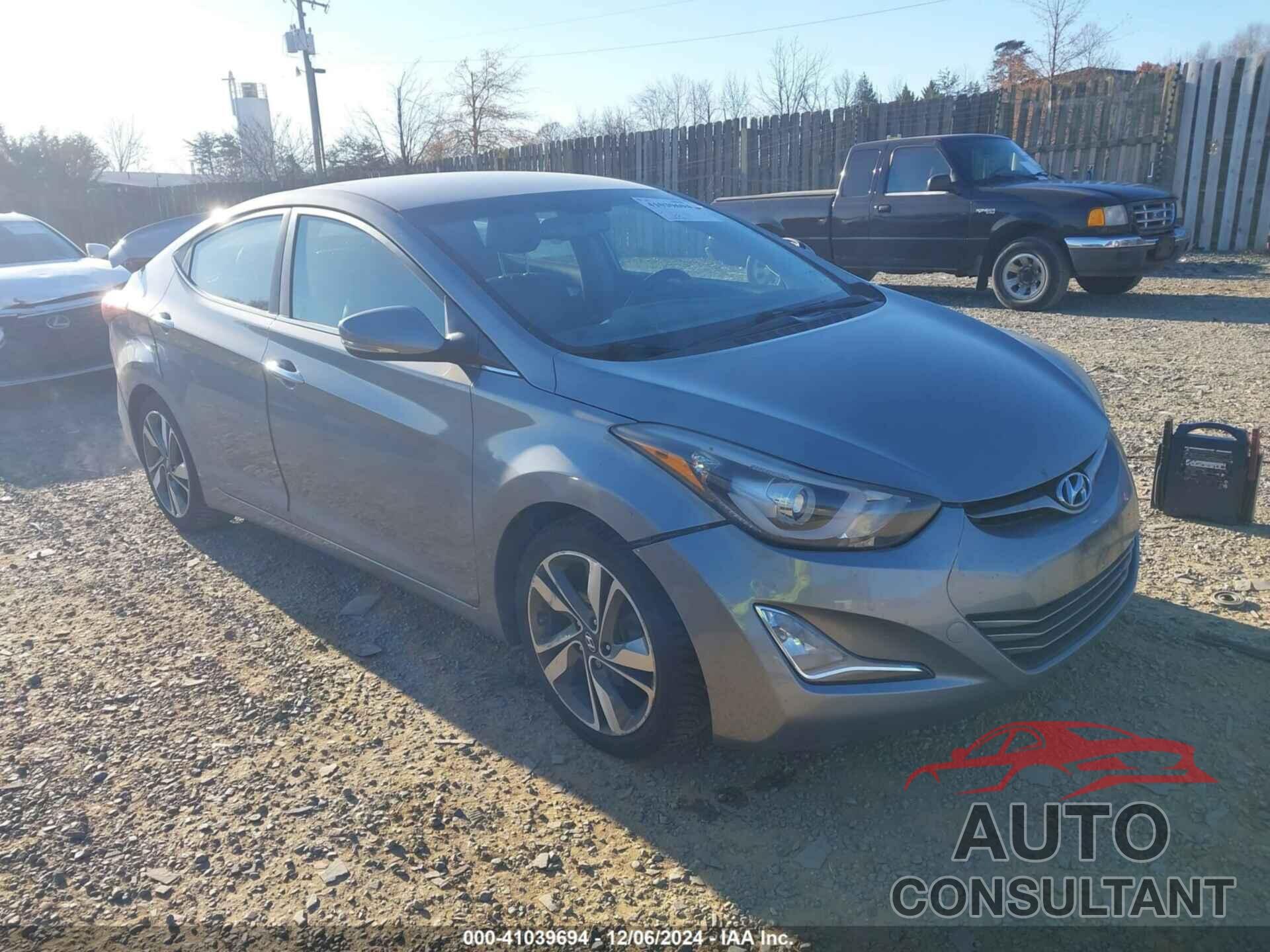 HYUNDAI ELANTRA 2015 - KMHDH4AE4FU381599