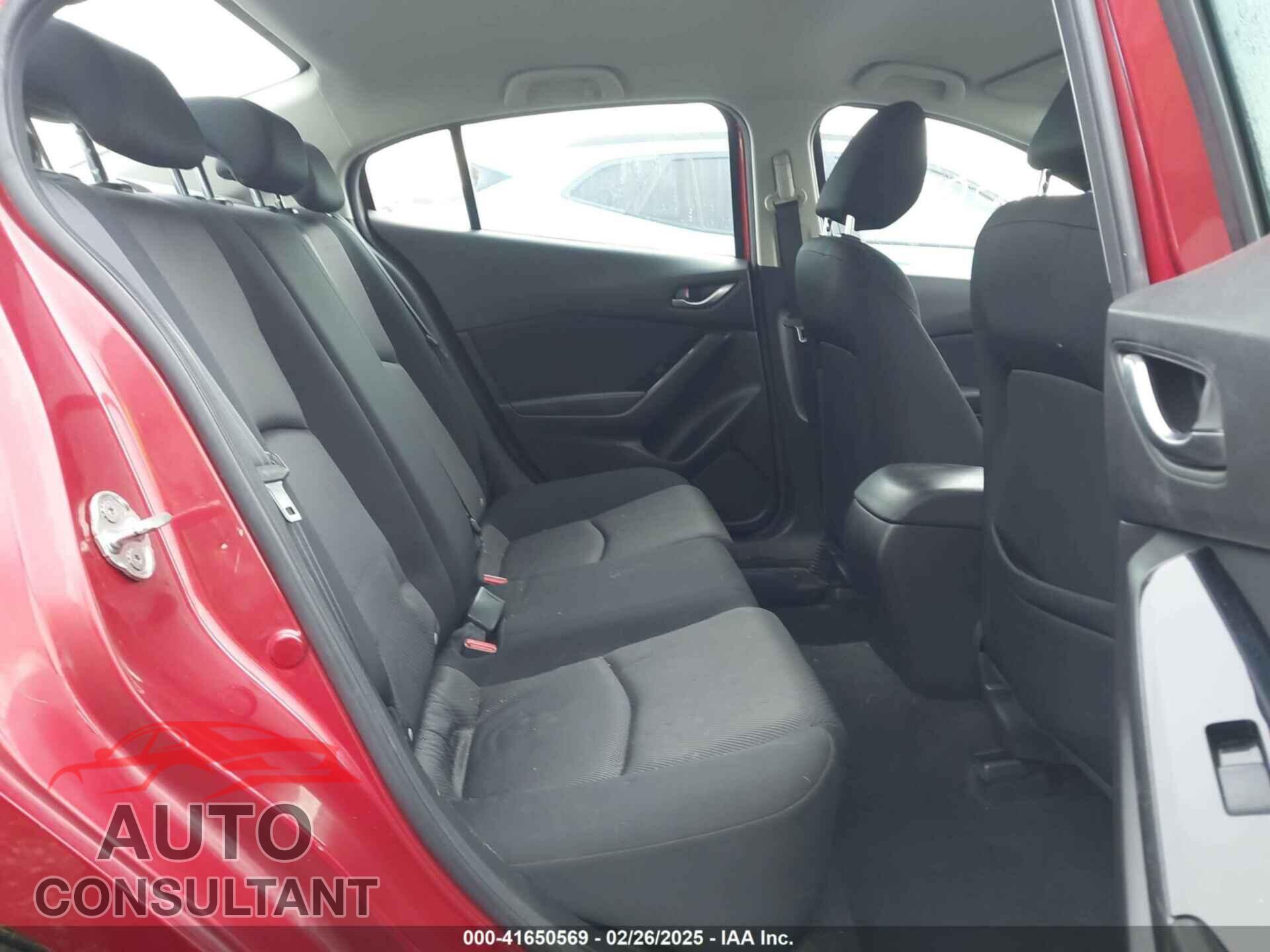 MAZDA MAZDA3 2017 - 3MZBN1U76HM103386