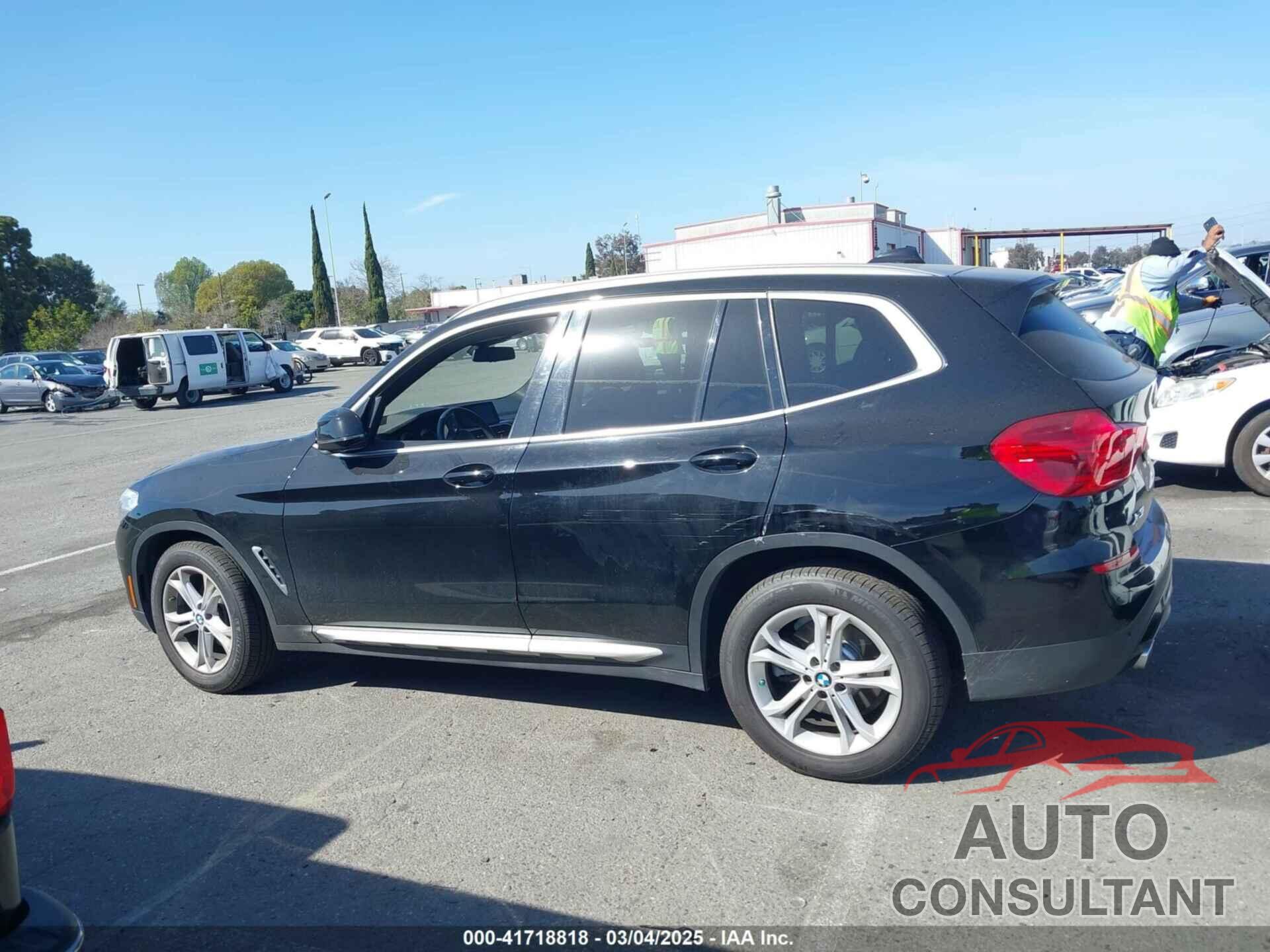 BMW X3 2019 - 5UXTR7C5XKLR51471