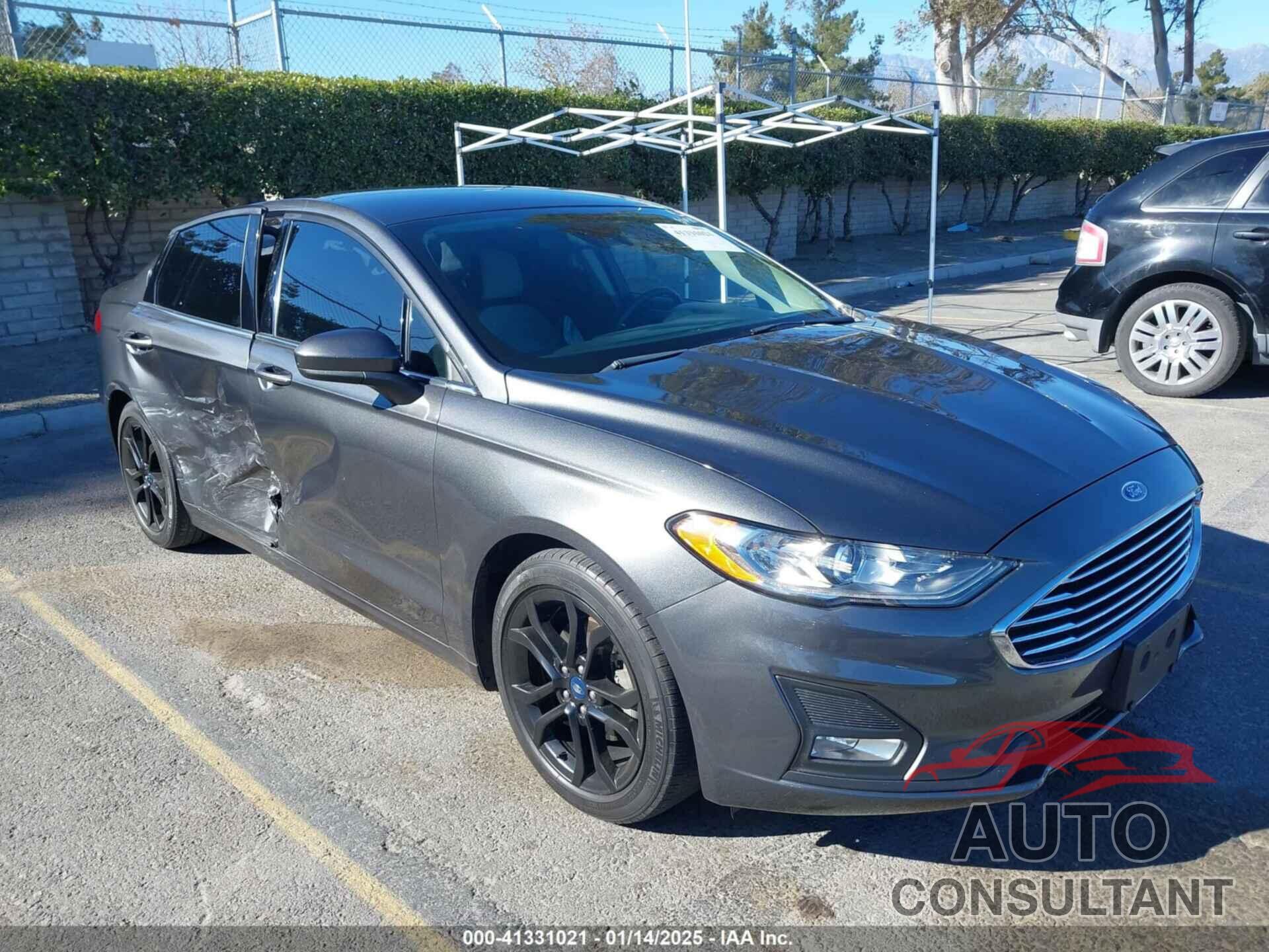 FORD FUSION 2019 - 3FA6P0HD5KR149008