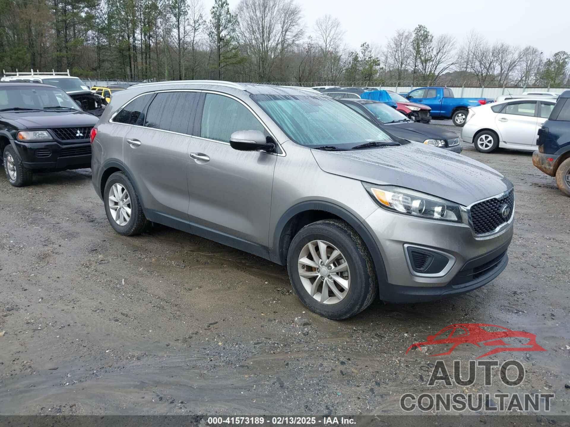 KIA SORENTO 2017 - 5XYPG4A37HG273937